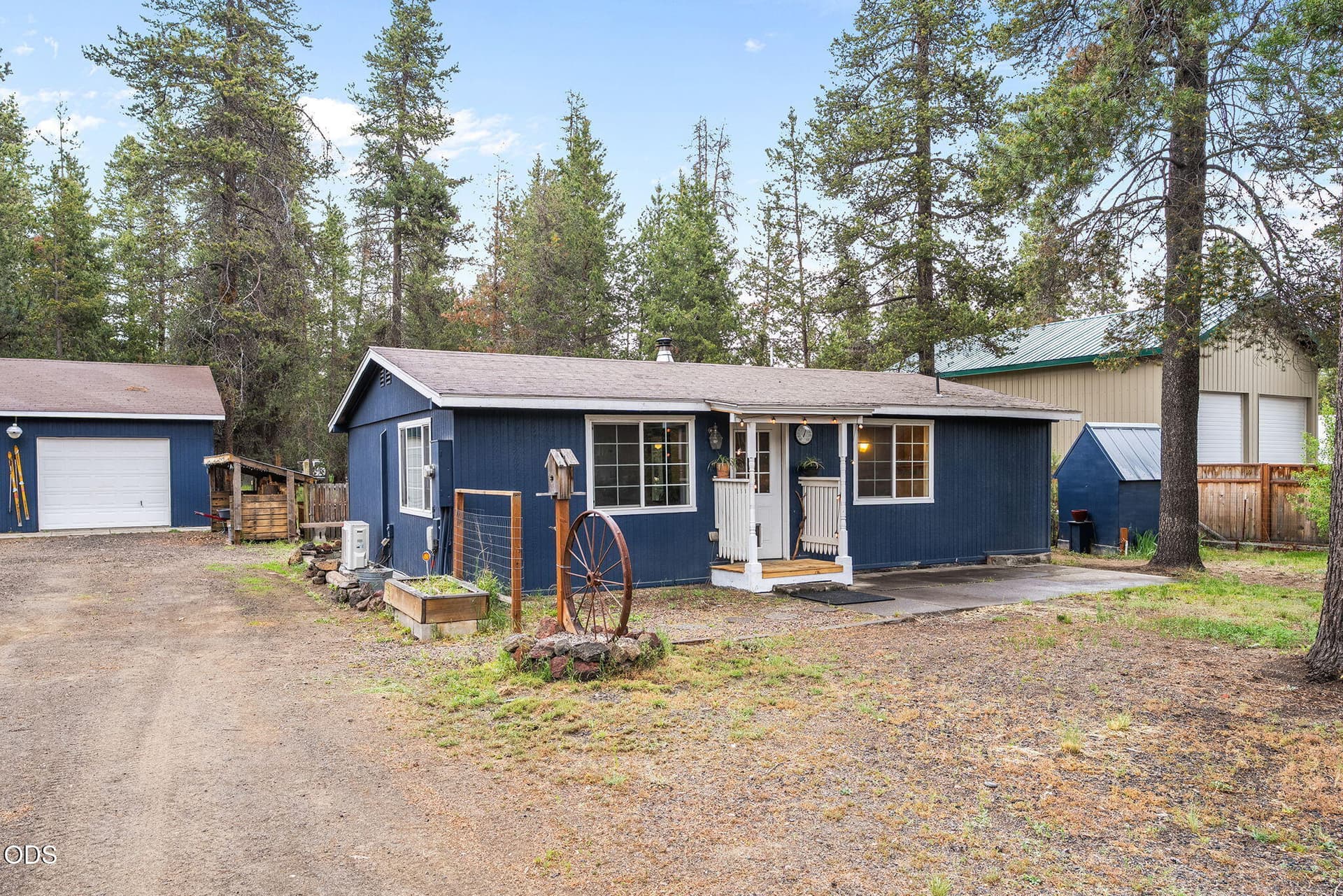 4 - 3-web-or-mls-_DSC8555. Photo 5 of 37, 16024 Leona Lane, La Pine, OR 97739
