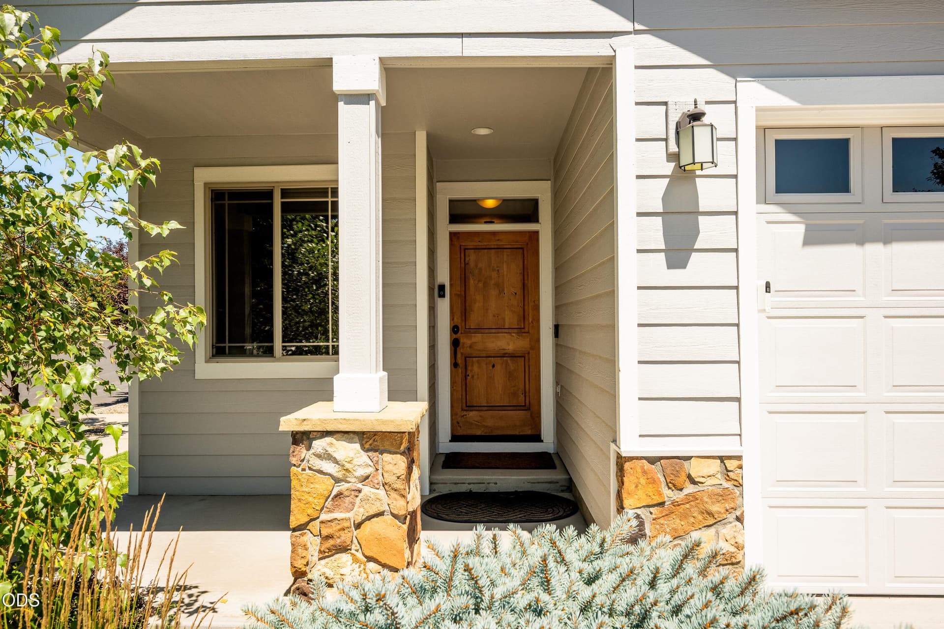 Entry. Photo 3 of 46, 20768 NE Horizon Ridge Place, Bend, OR 97701