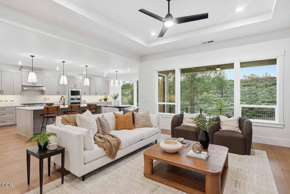 CL02-Bentley-E-Signature-Great Room. Photo 2 of 13, 1307 NW Ochoa Drive, Bend, OR 97703