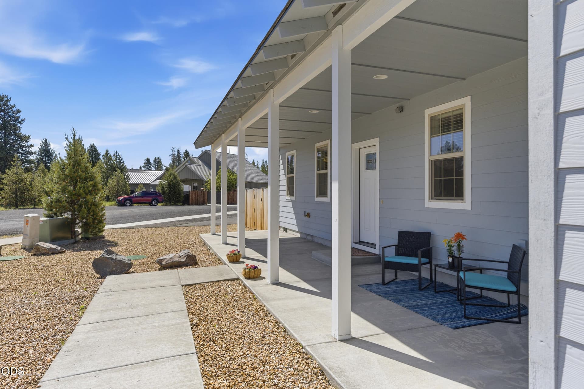 Front Porch. Photo 5 of 33, 51379 Apache Tears, La Pine, OR 97739