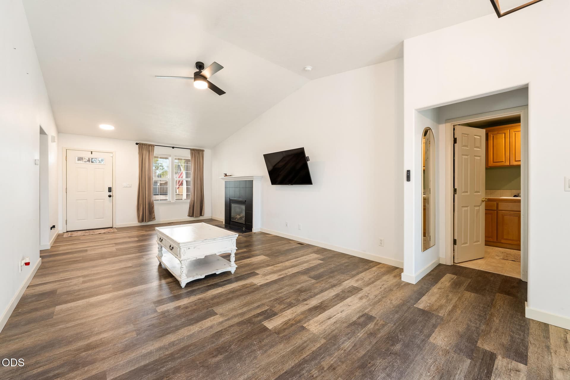 723 NE Stoneridge Loop_ Prineville_ OR 9. Photo 5 of 23, 723 NE Stoneridge Loop, Prineville, OR 97754