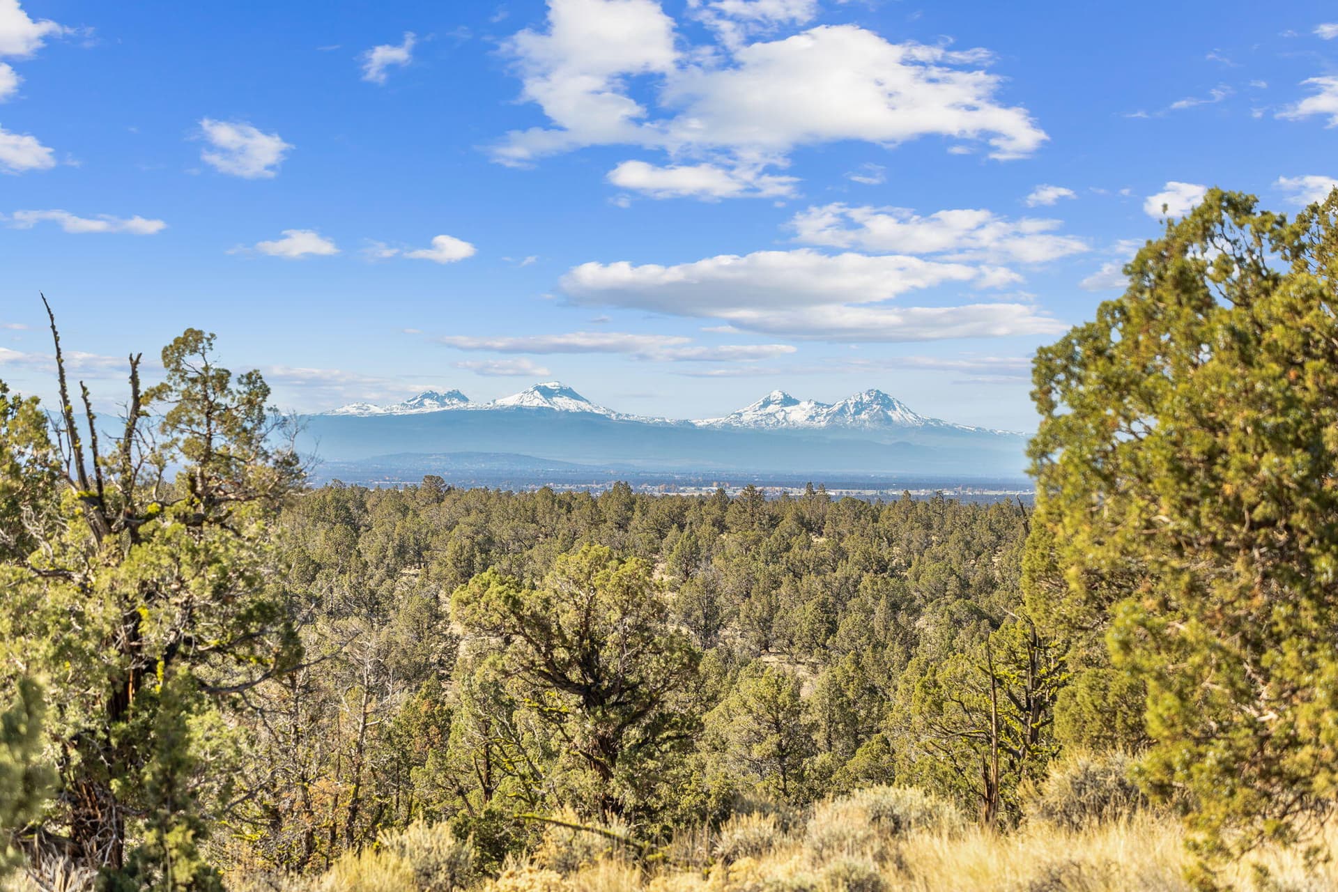 1382-2. Photo 2 of 12, 1382 SE Sycamore Lane, Prineville, OR 97754