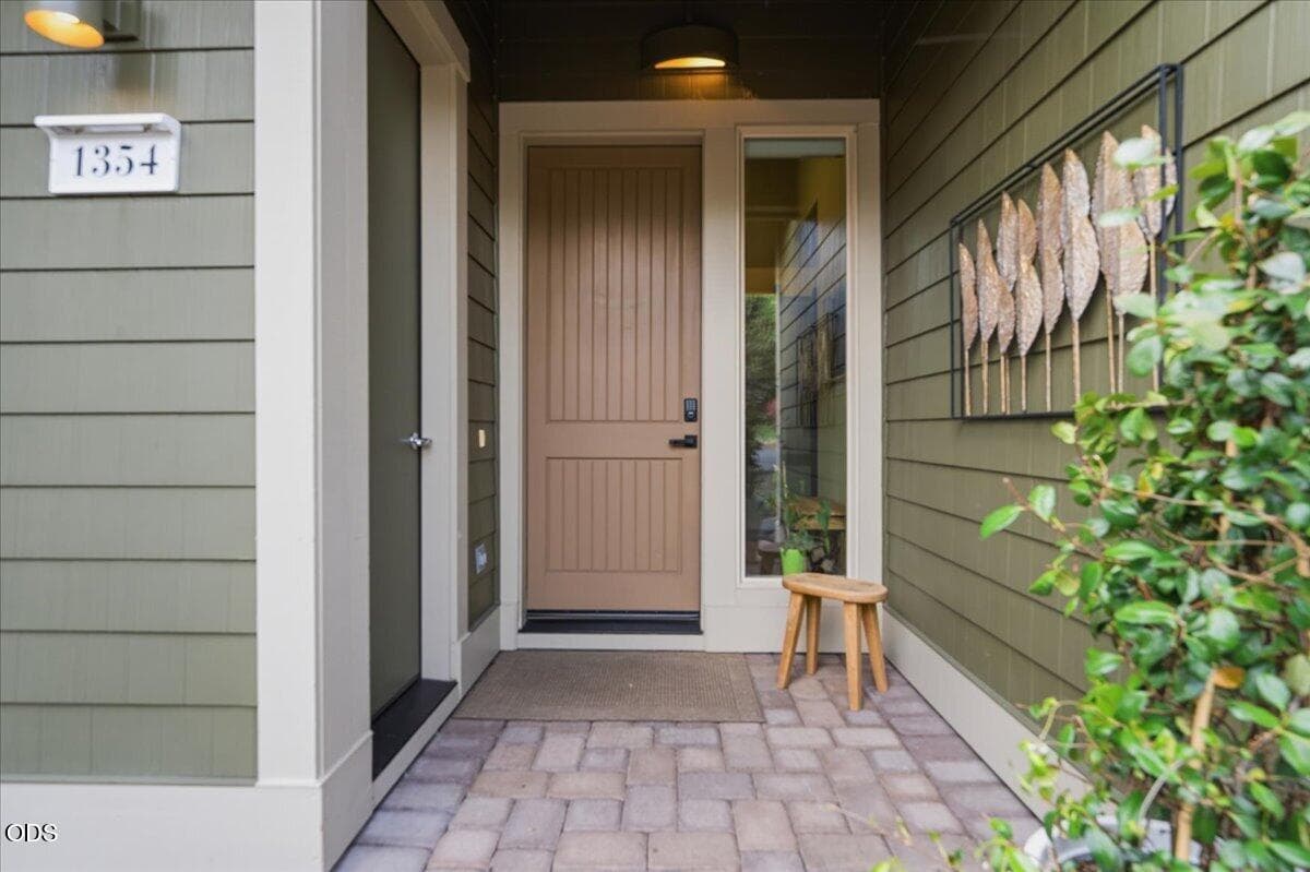 05-DSC04479. Photo 4 of 47, 1354 Highland View Loop, Redmond, OR 97756