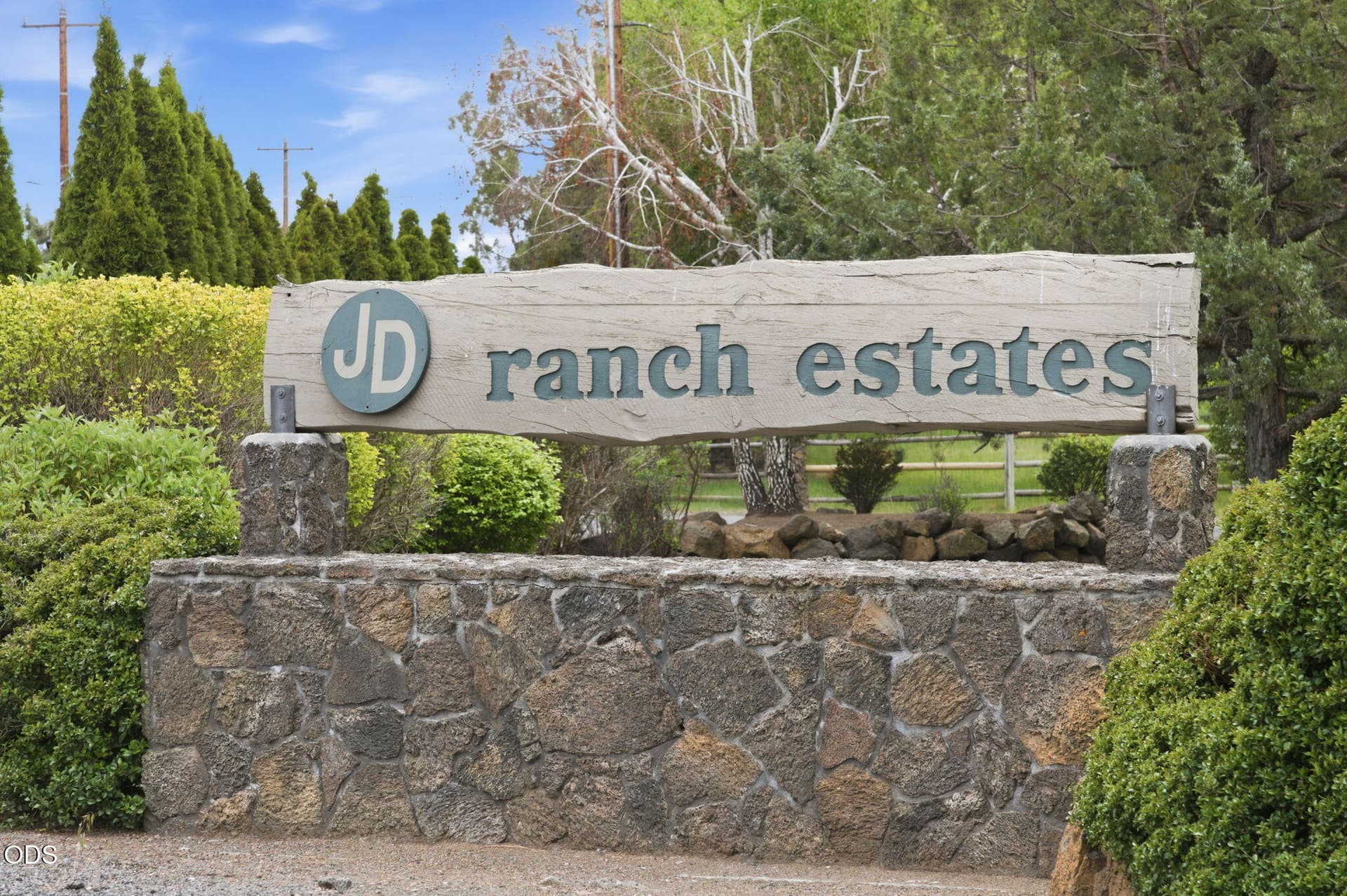 41-web-or-mls-DSC_5363 - Copy - Copy. Photo 3 of 27, 63517 JD Estates Drive, Bend, OR 97701