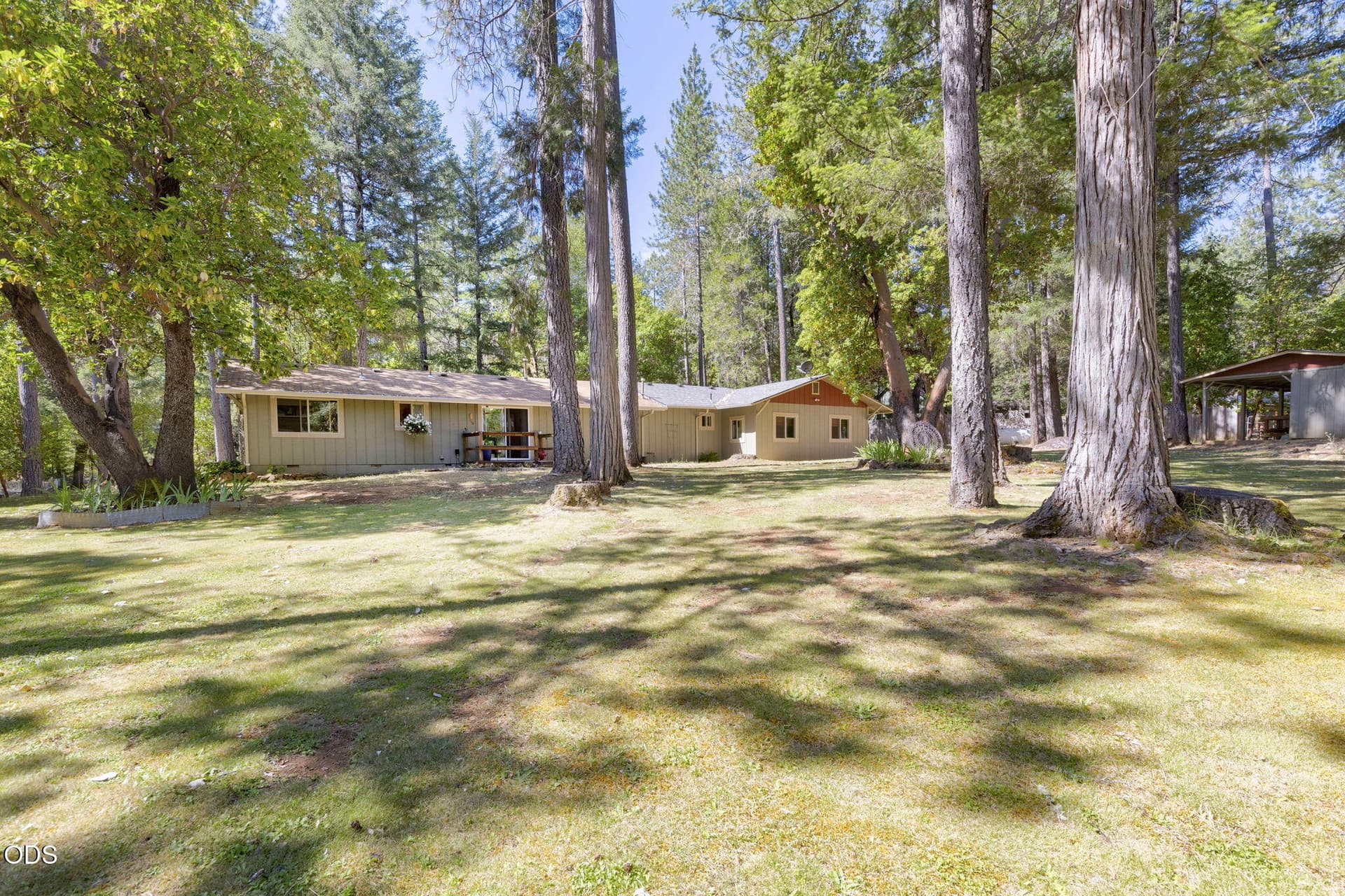 22-web-or-mls-1740-queens-branch-rd. Photo 4 of 63, 1740 Queens Branch Road, Rogue River, OR 97537