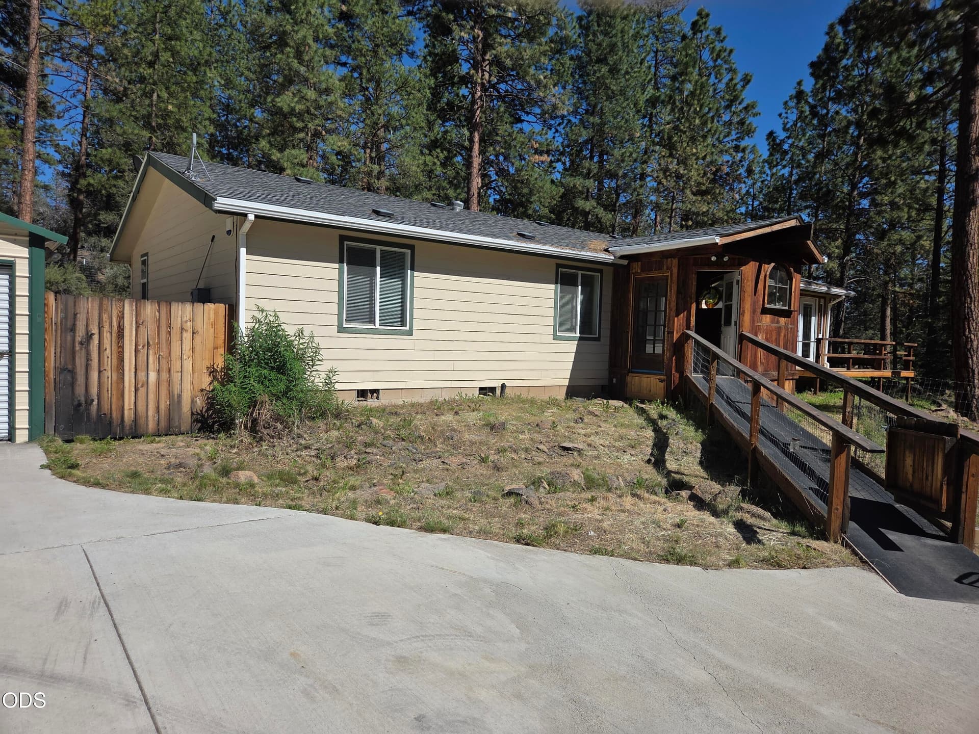 4. Photo 4 of 48, 31710 Spaniel Lane, Bonanza, OR 97623