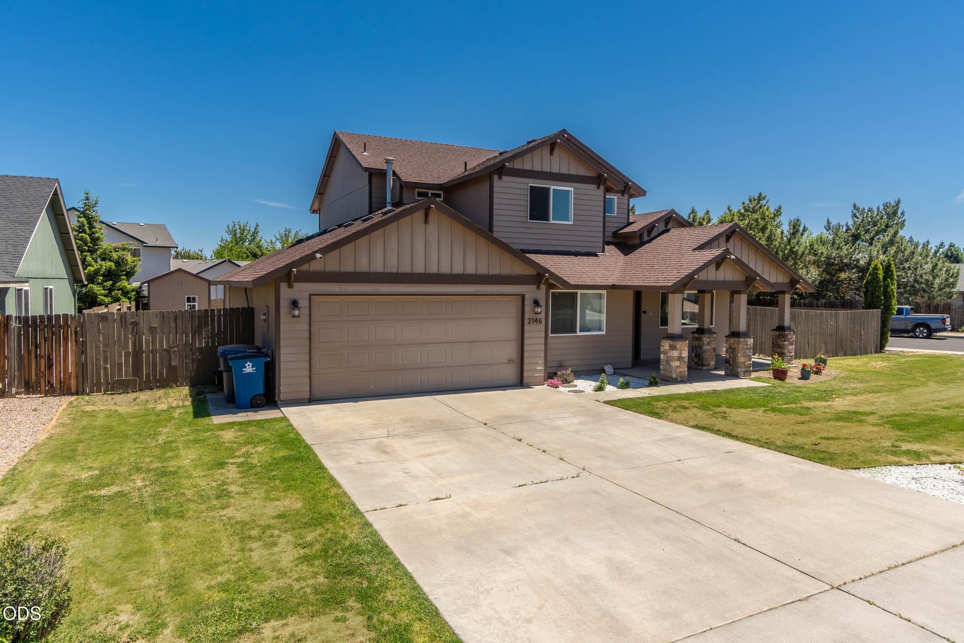 2146 NW 22nd st_0009. Photo 2 of 23, 2146 NW 22nd Street, Redmond, OR 97756