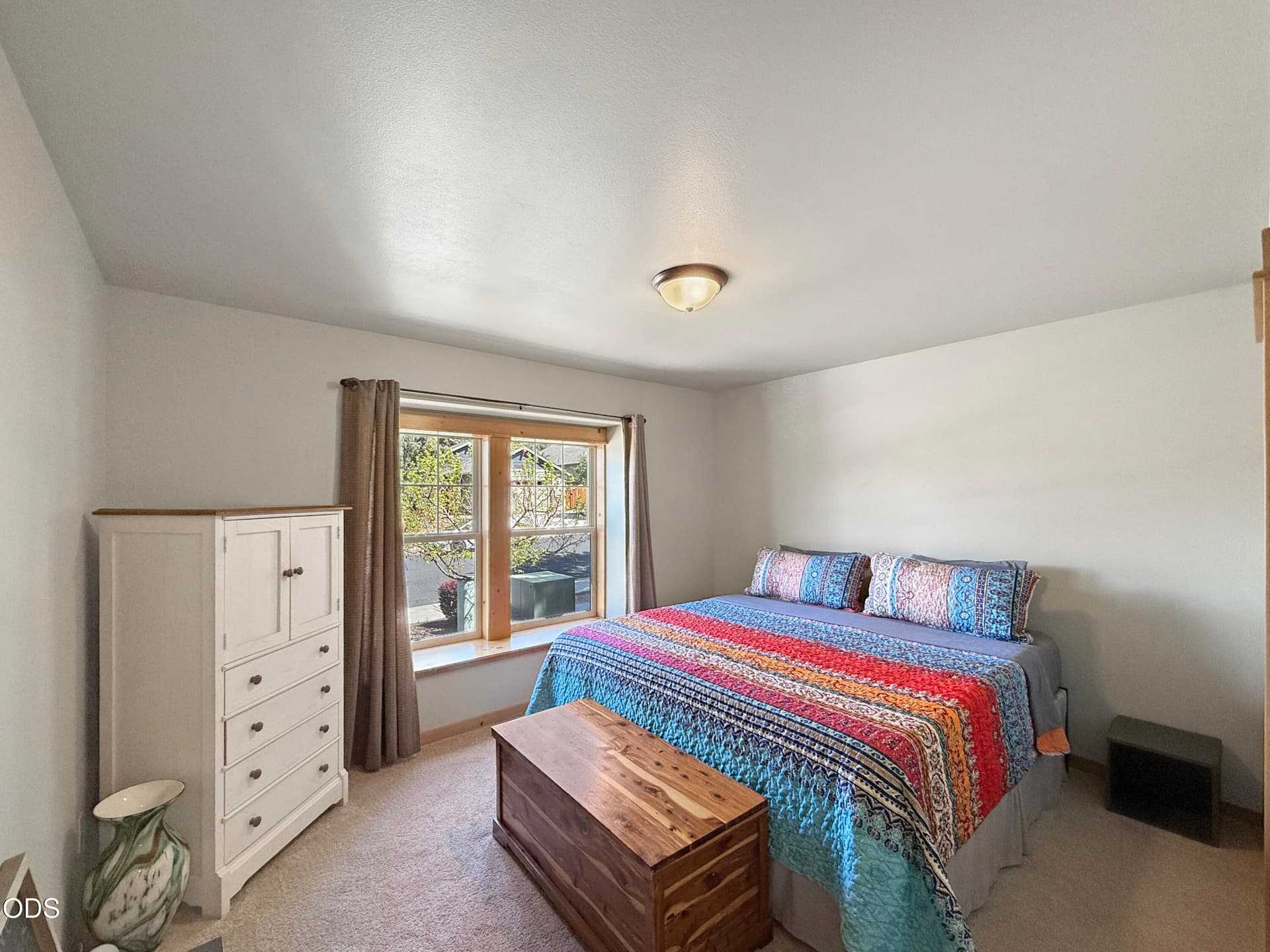 Bedroom 2. Photo 5 of 33, 2021 SW 41st Street, Redmond, OR 97756