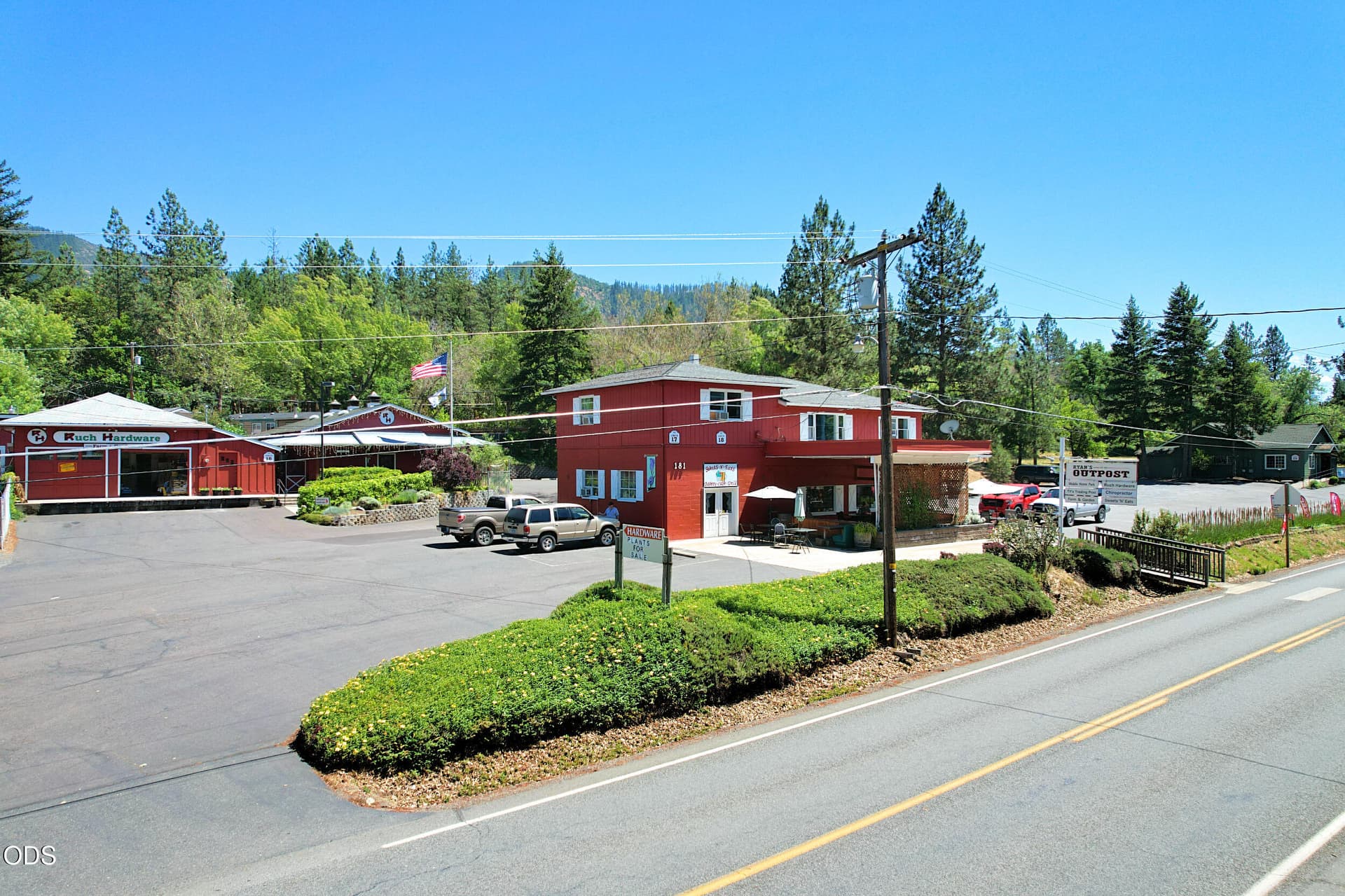 Ryans Outpost. Photo 1 of 82, 181 Upper Applegate Road, Jacksonville, OR 97530