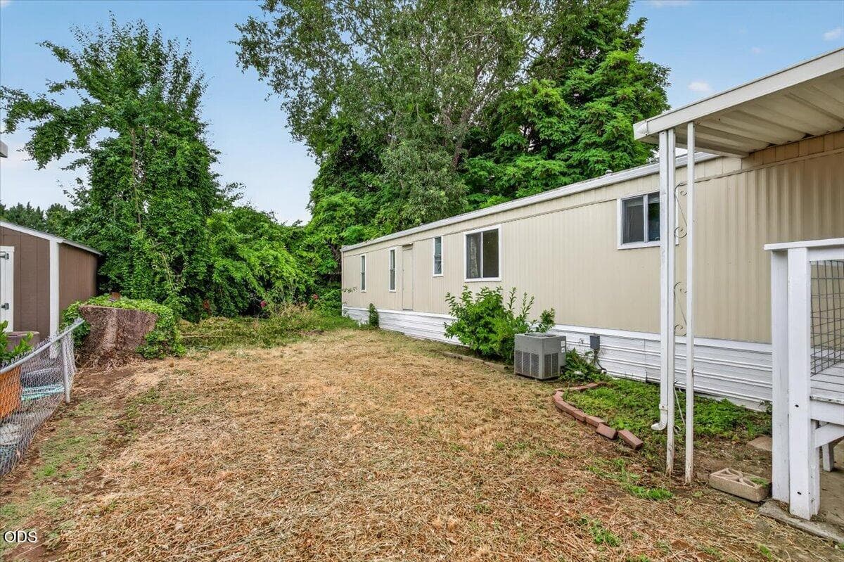 06-6. Photo 4 of 20, 306 Sandlewood Drive, Grants Pass, OR 97526