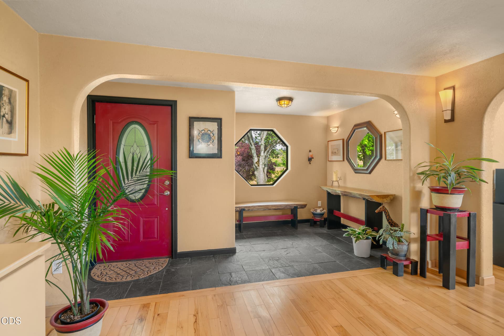 Entry Way. Photo 3 of 53, 255 Carmen Road, Talent, OR 97540