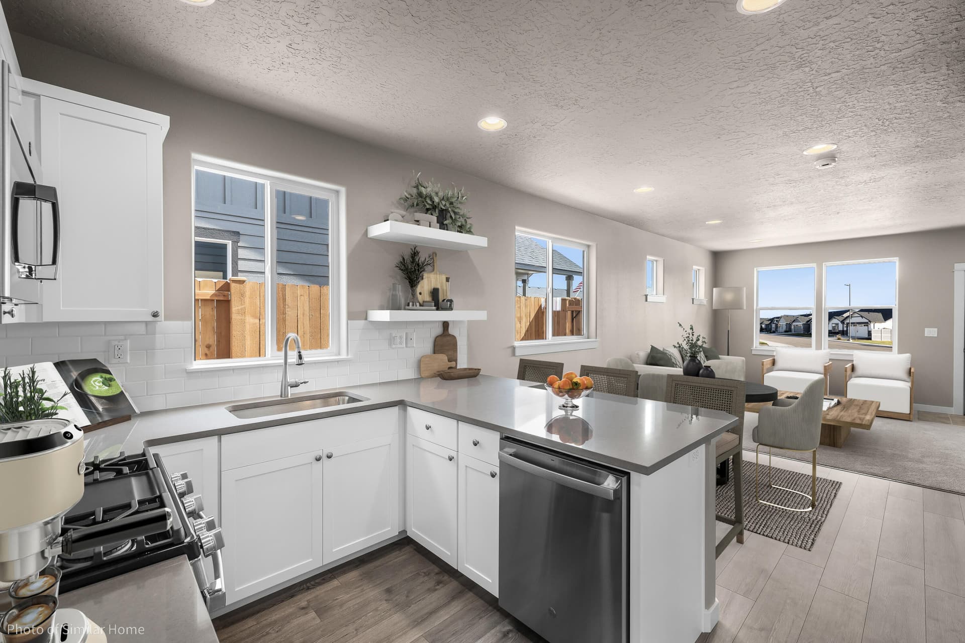 Cascade Kitchen. Photo 3 of 10, 2684 NW Sterling Drive, Redmond, OR 97756