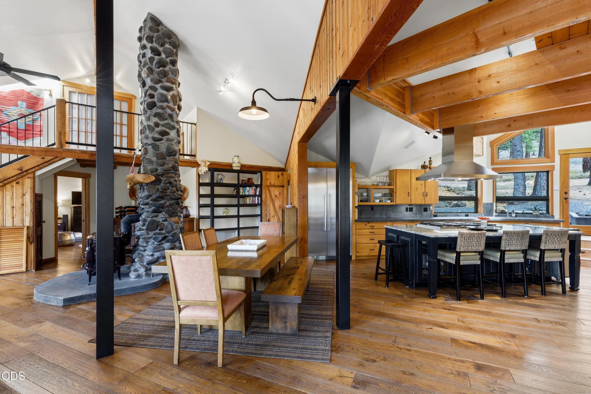 520A6171JennMontoyaPhotography. Photo 4 of 60, 63220 Johnson Road, Bend, OR 97703