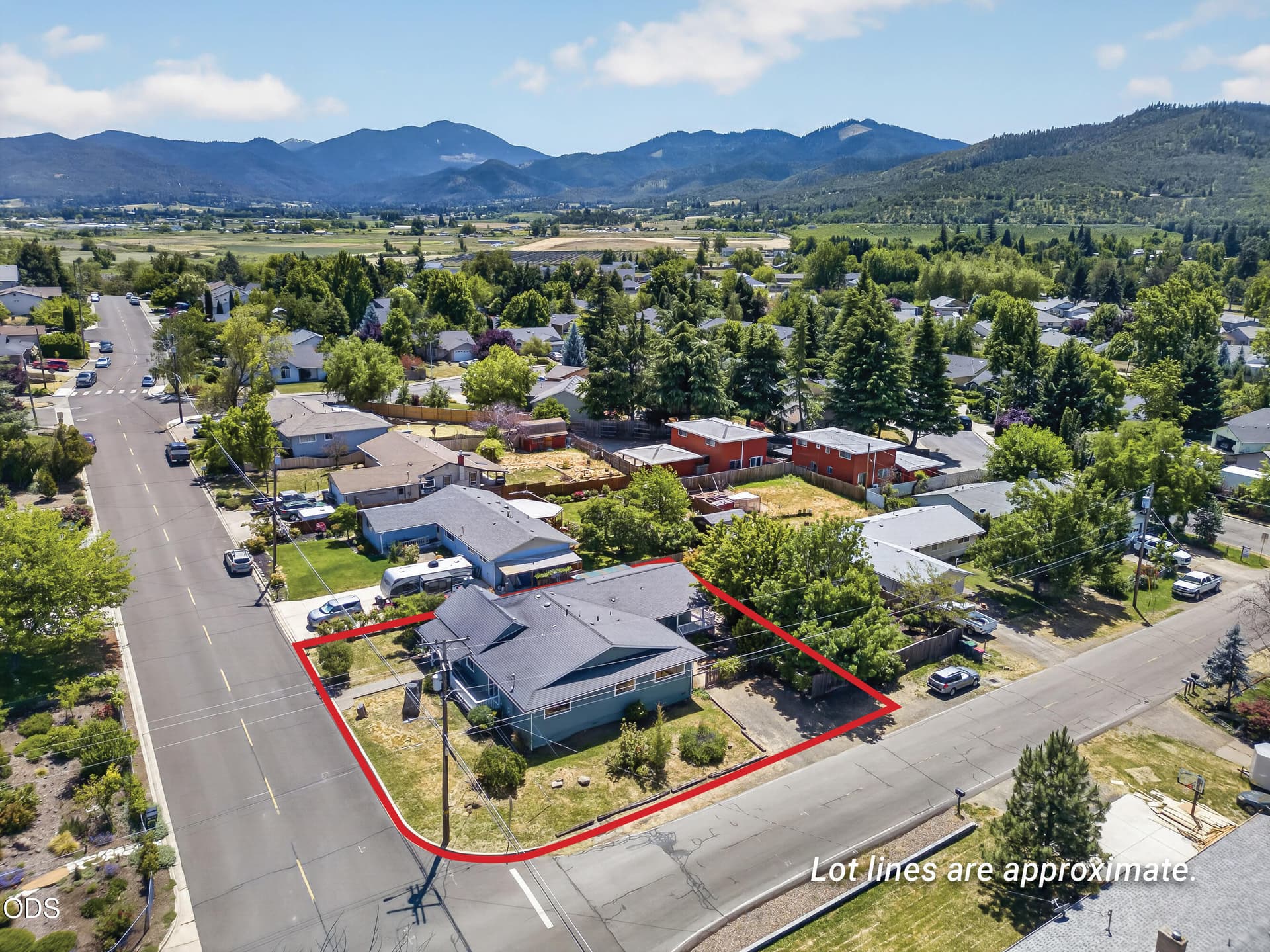 502 S B Street, Phoenix, OR 97535. Photo 1 of 27, 502 S B Street, Phoenix, OR 97535