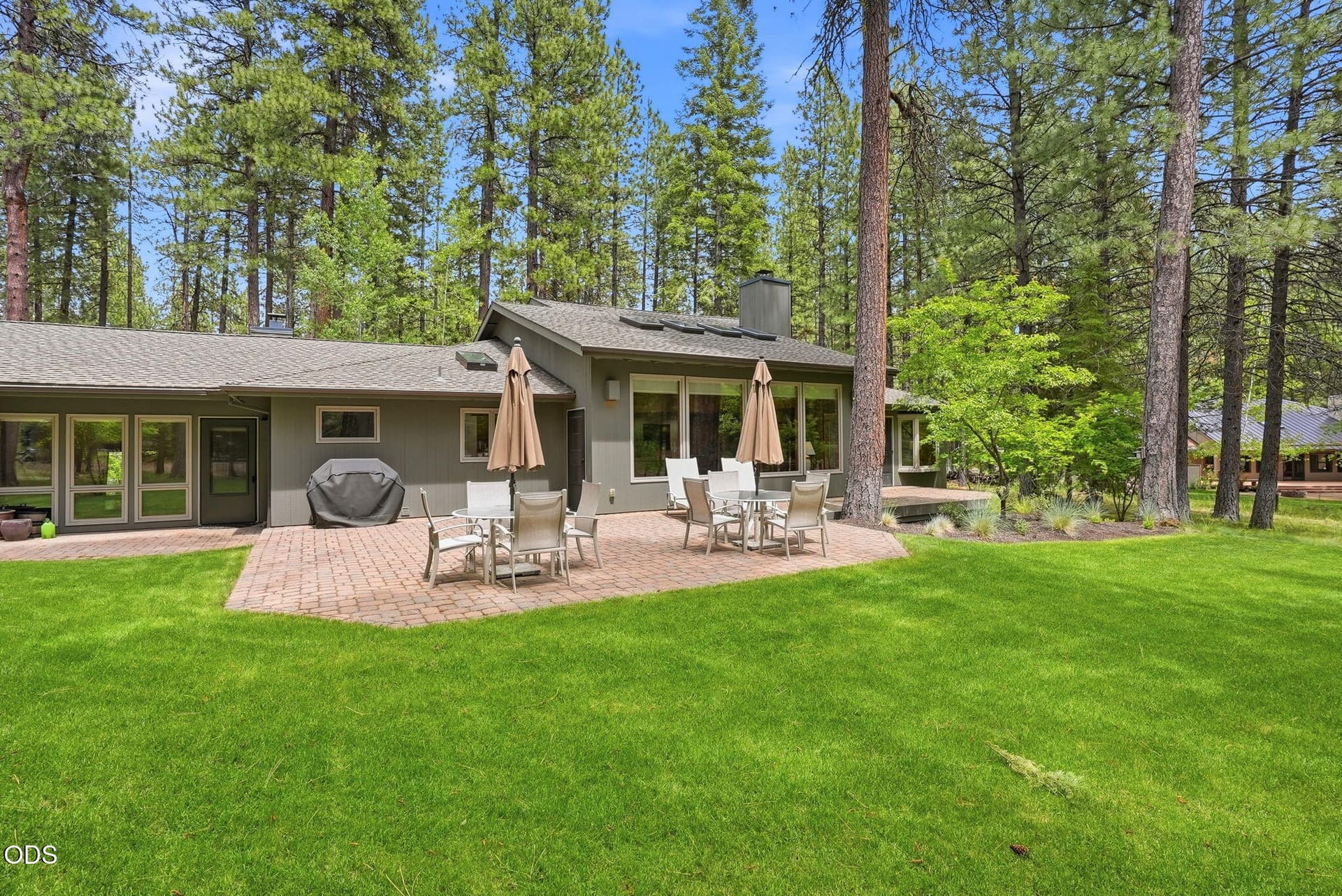 48-web-or-mls-Riley_Visuals_048. Photo 4 of 57, 70305 Arvensis Unit GM 348, Black Butte Ranch, OR 97759