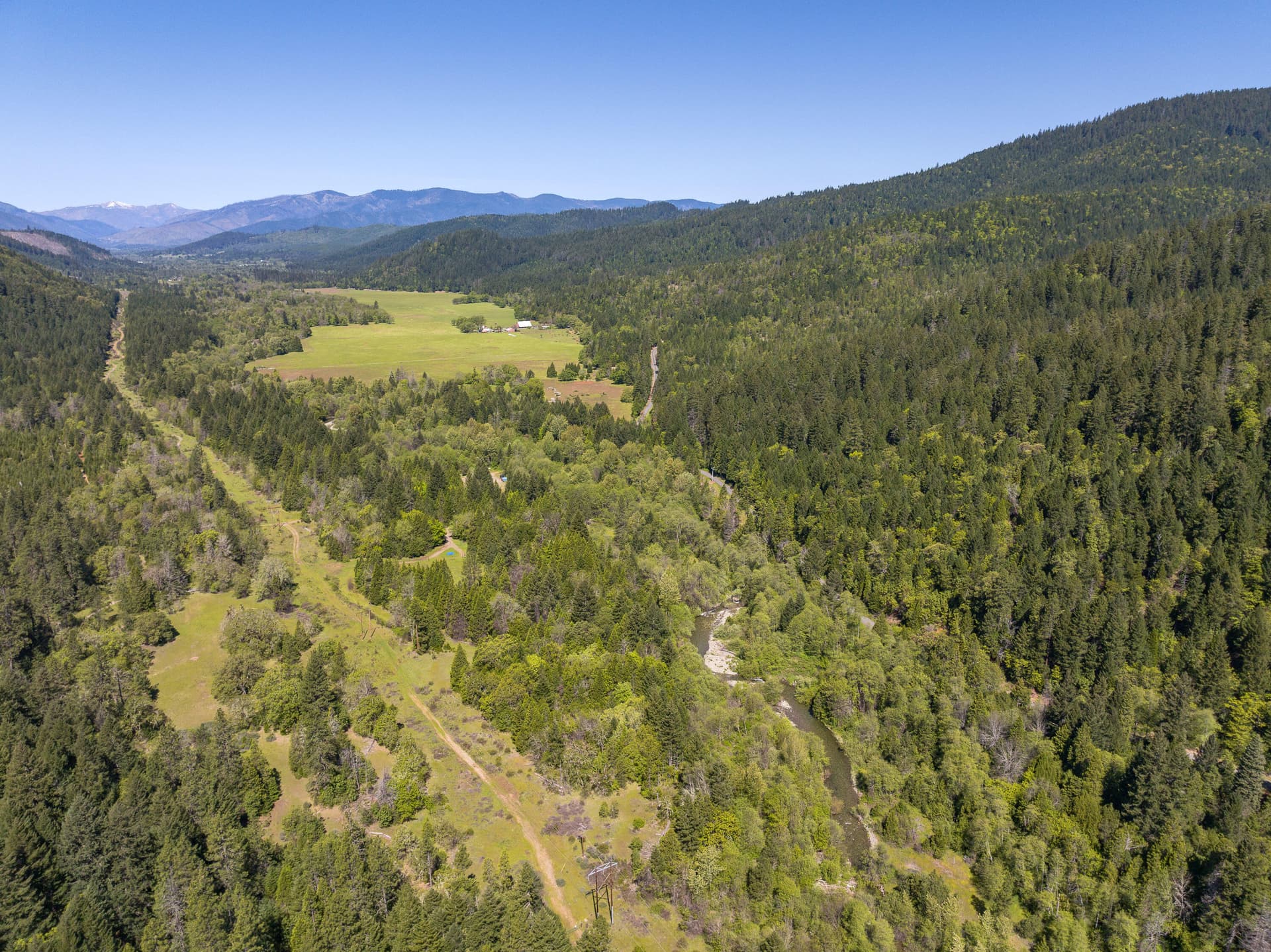 8501DeerCreekRd-001. Photo 3 of 74, 8501 Deer Creek Road, Selma, OR 97538
