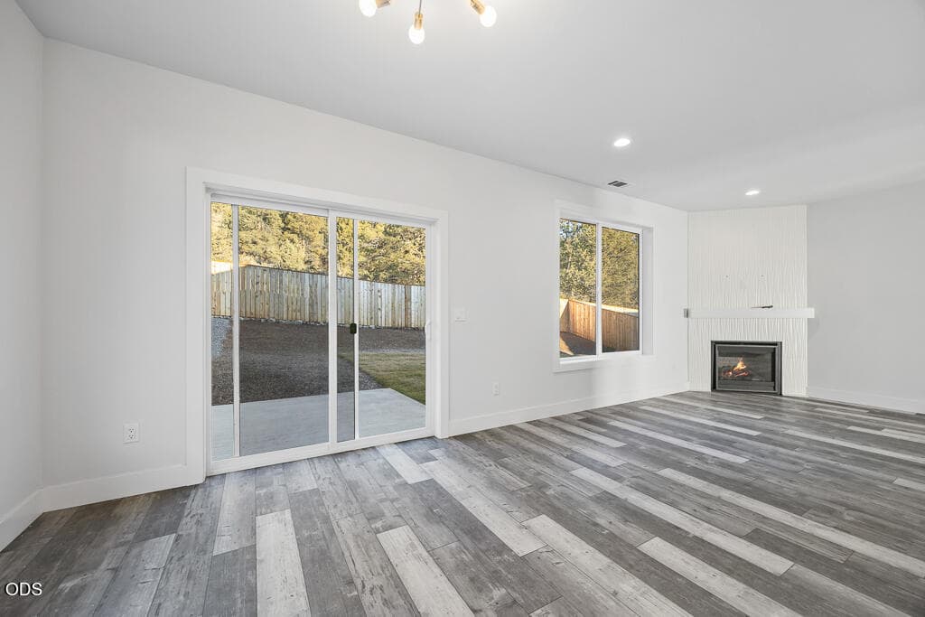 1169 Orange Blossom-06. Photo 5 of 24, 1161 W Ridge Drive Unit 146, Klamath Falls, OR 97601