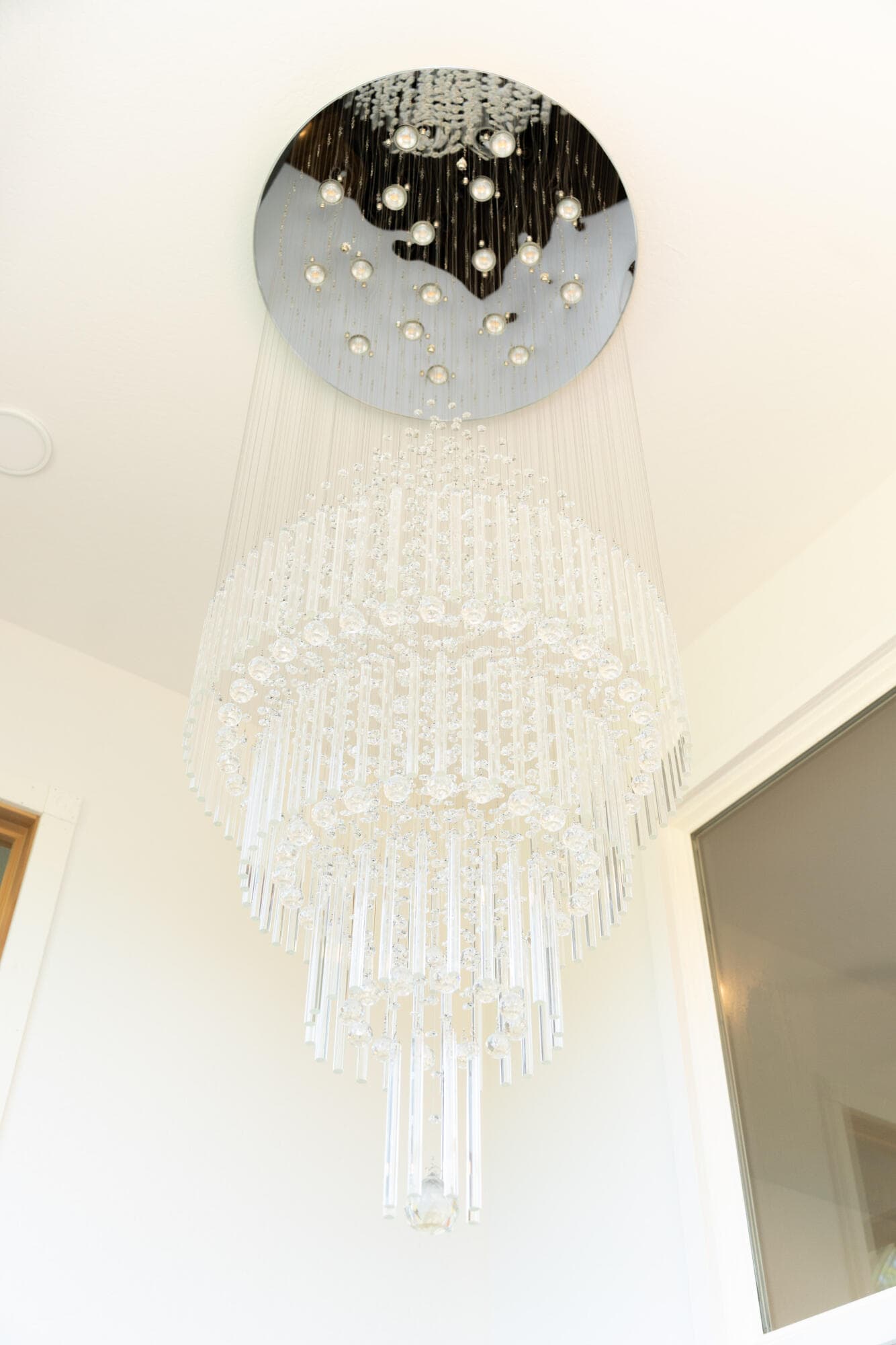 Stunning Chandelier. Photo 5 of 48, 118 Airport Drive, Cave Junction, OR 97523