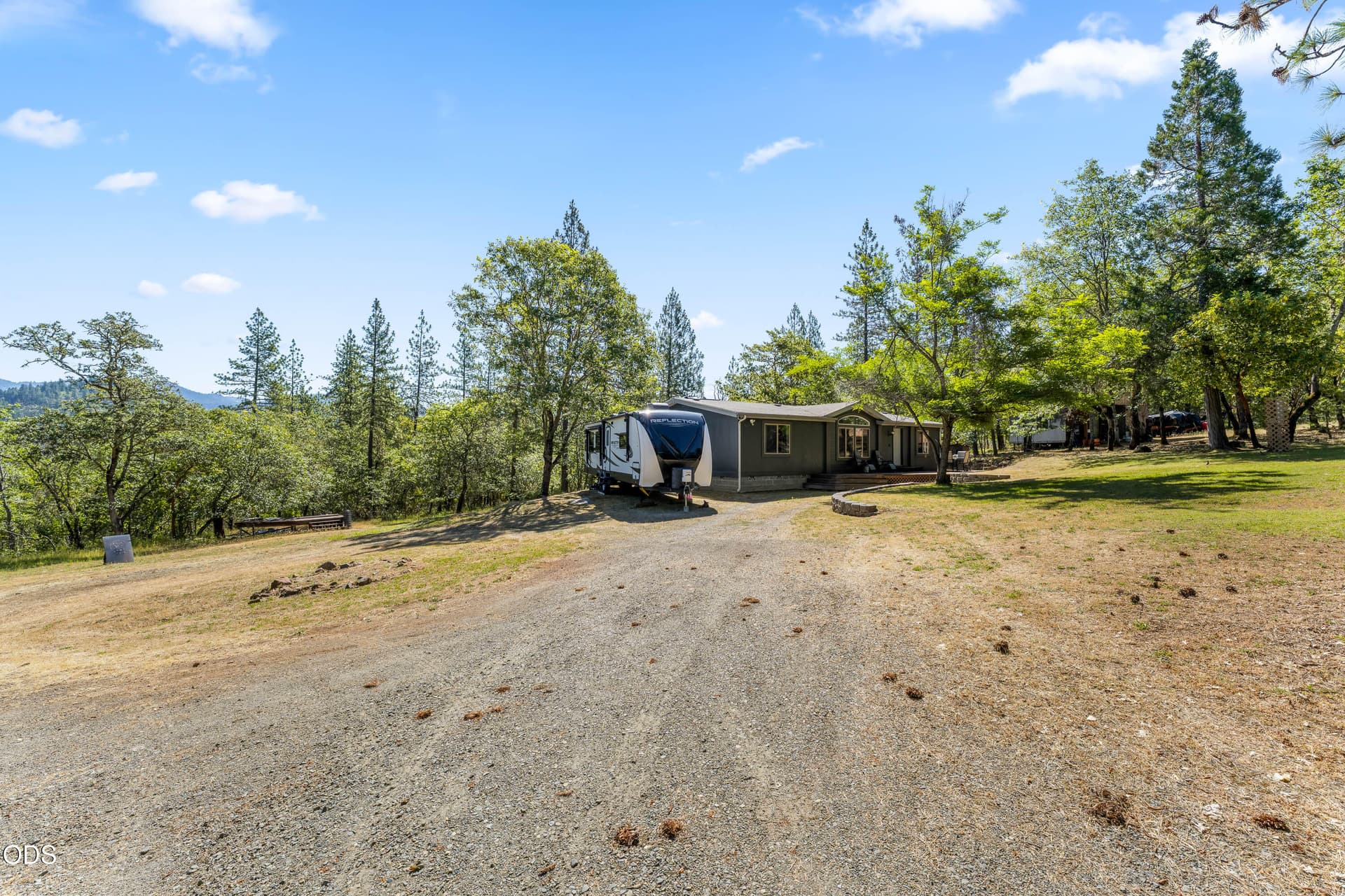 07-EXT (1 of 12). Photo 5 of 33, 1460 Grays Creek Road, Grants Pass, OR 97527