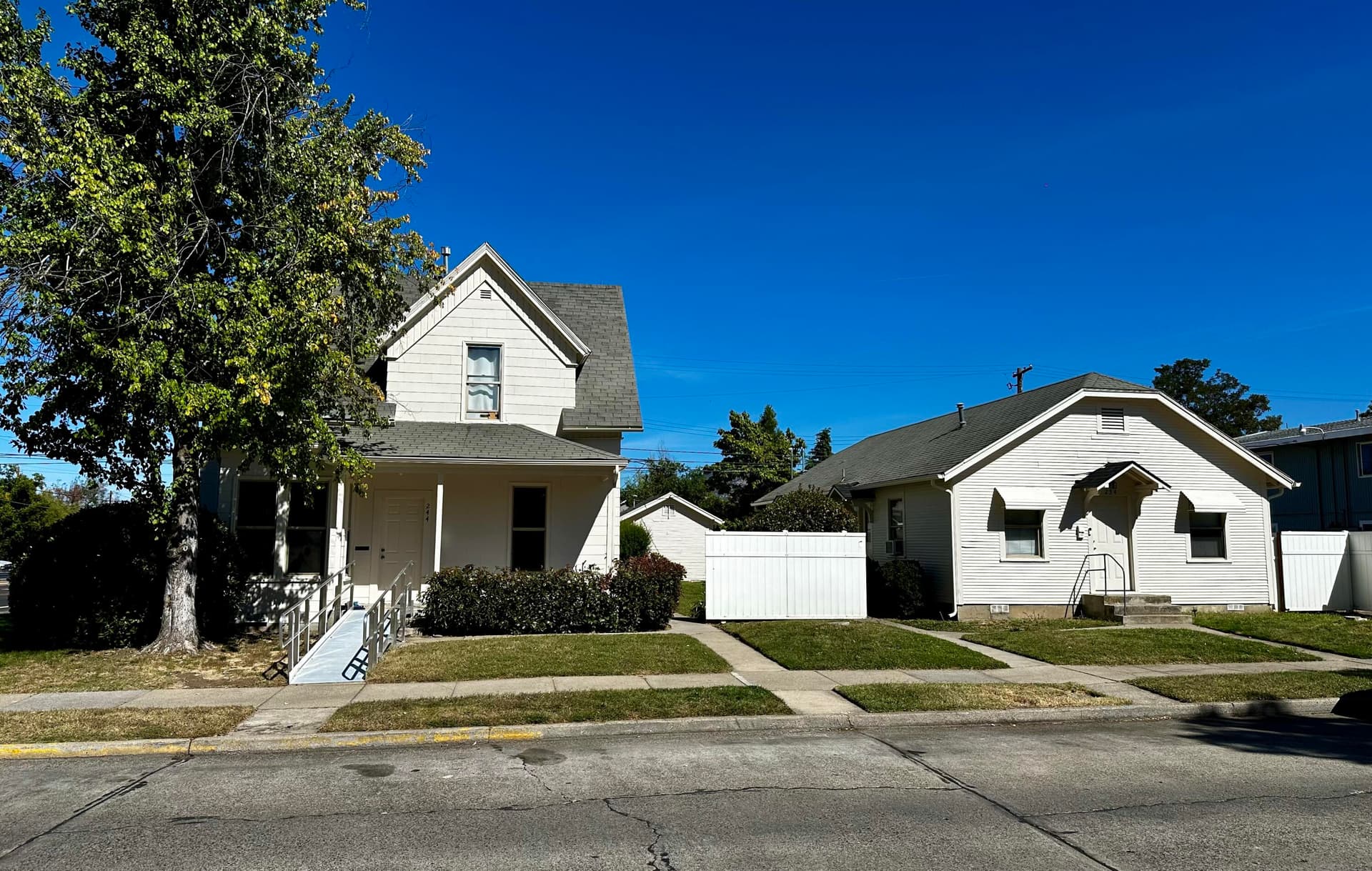 Fourth St. Photo 1 of 29, 325 W 4th Street, Medford, OR 97501