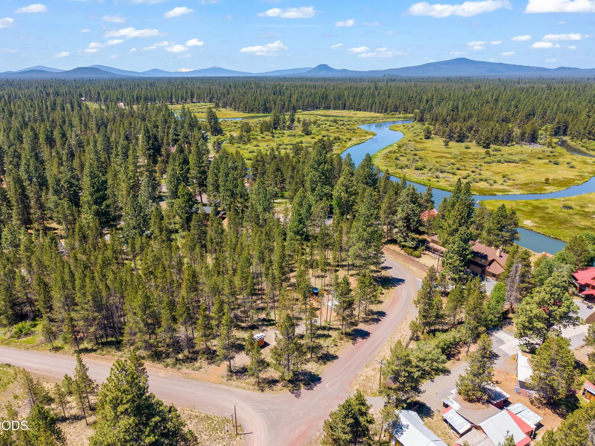 11. Photo 3 of 23, 54680 Silver Fox Drive, Bend, OR 97707