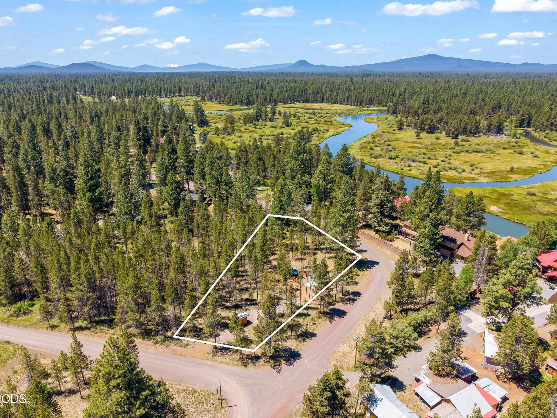 11-. Photo 2 of 23, 54680 Silver Fox Drive, Bend, OR 97707