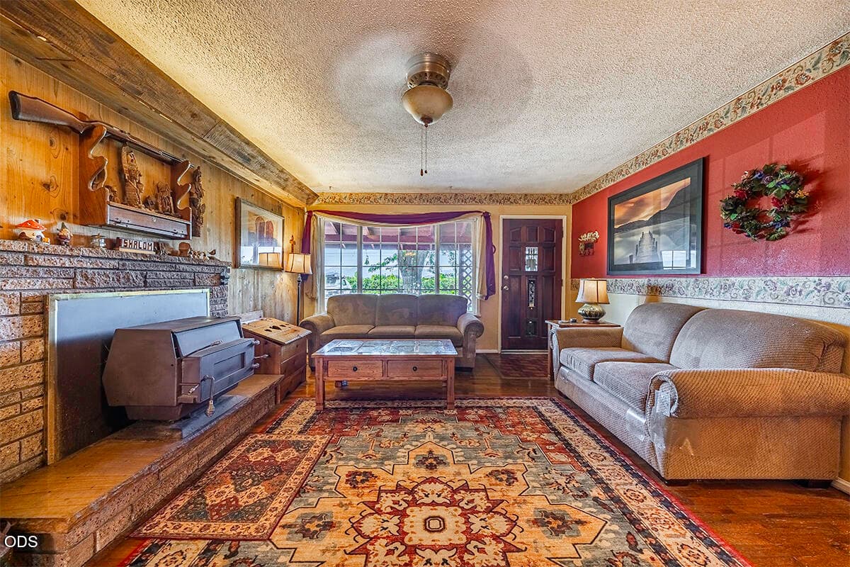 16. Photo 4 of 26, 2705 Randall Avenue, Central Point, OR 97502