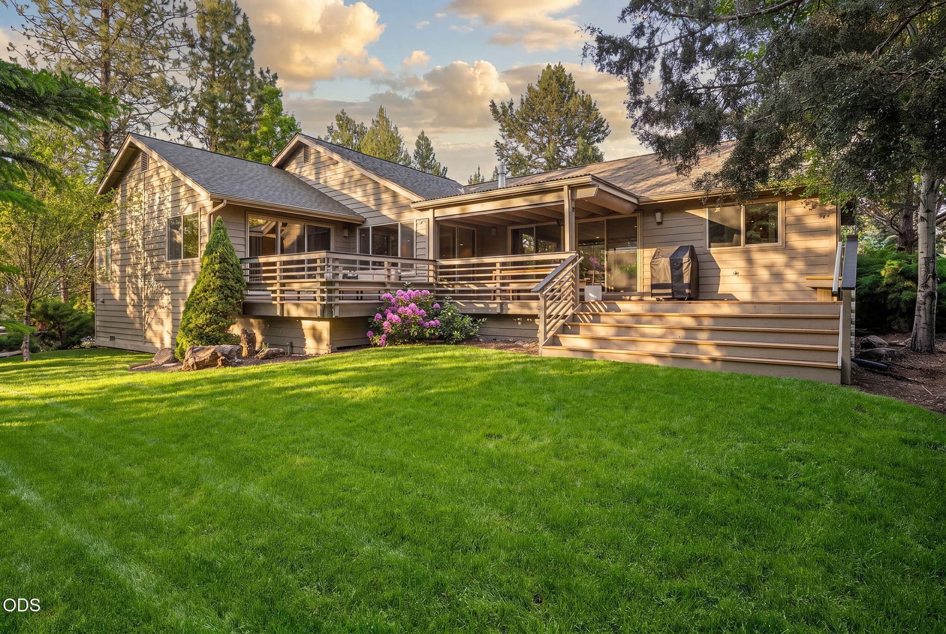6-web-or-mls-DSC1252_Golden_Hour_Sidelig. Photo 2 of 42, 2767 NW Champion Circle, Bend, OR 97703