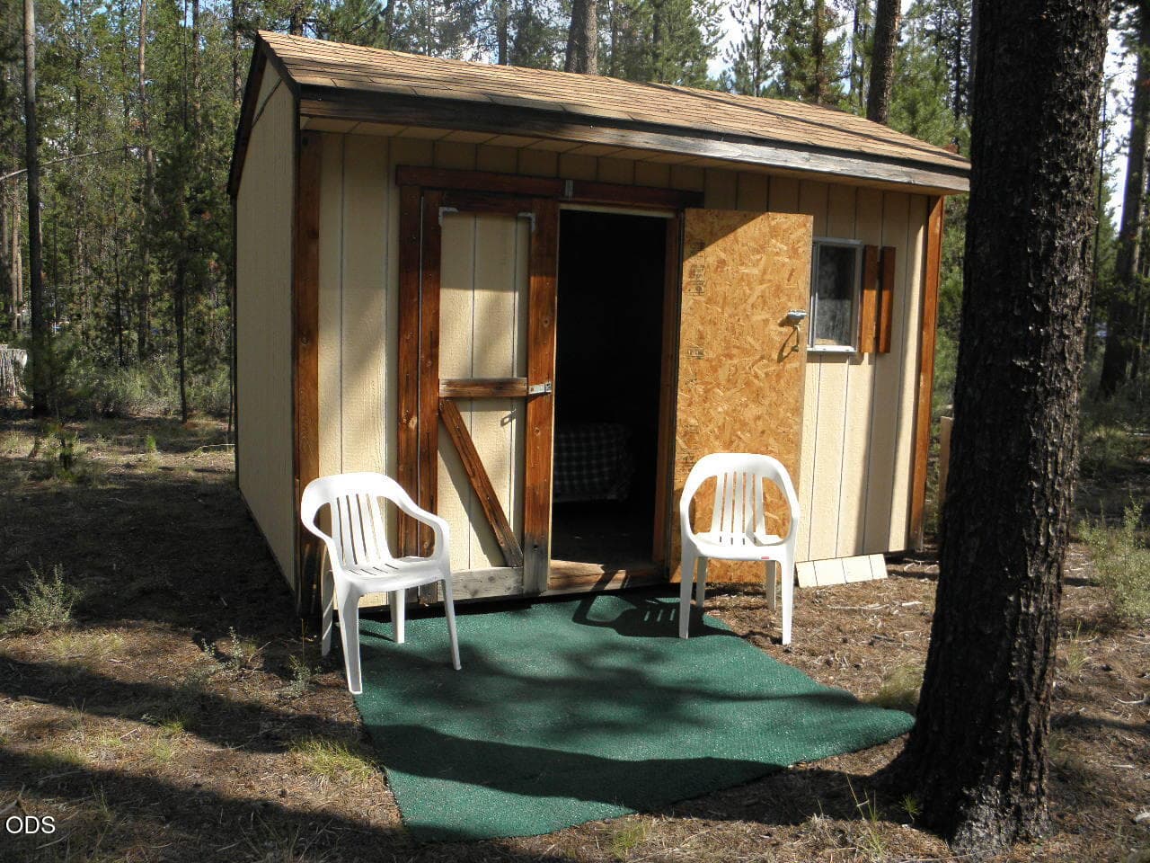 Single Acre, bunkhouse. 1 (2). Photo 3 of 3, 15855 Twin Drive, La Pine, OR 97739