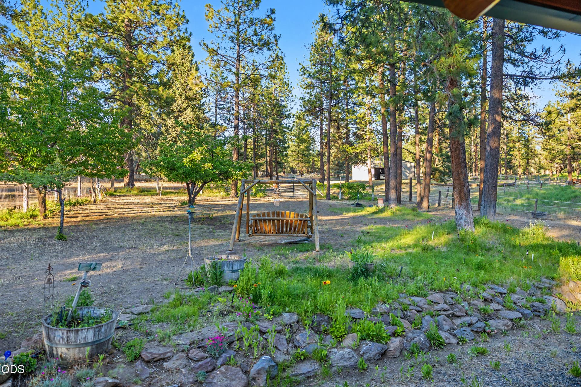 335A0435. Photo 3 of 61, 28333 Yonna Wood Road, Bonanza, OR 97623