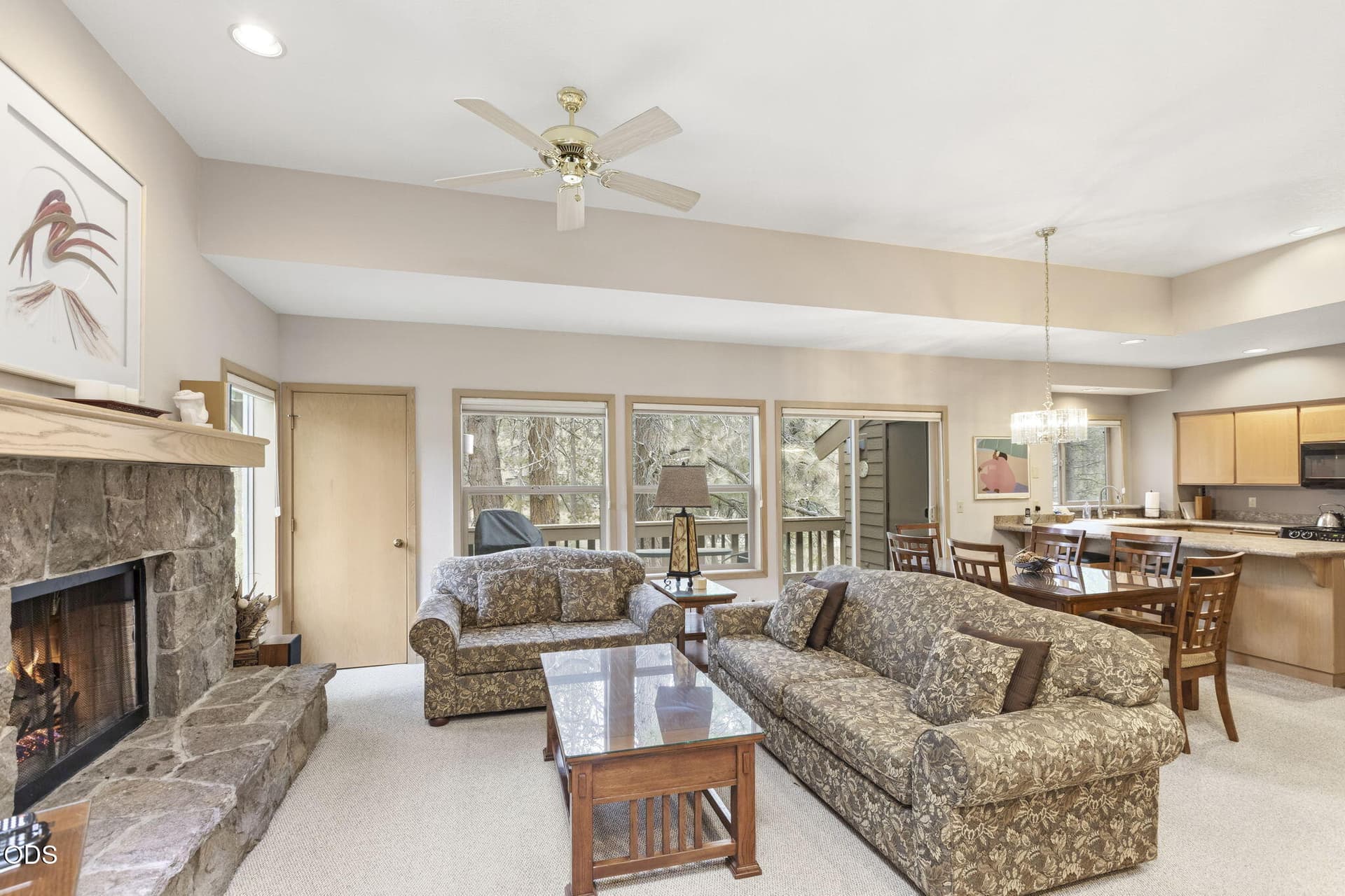 4-web-or-mls-8X3A0822. Photo 5 of 25, 57342 Beaver Ridge Loop Unit 18C, Sunriver, OR 97707