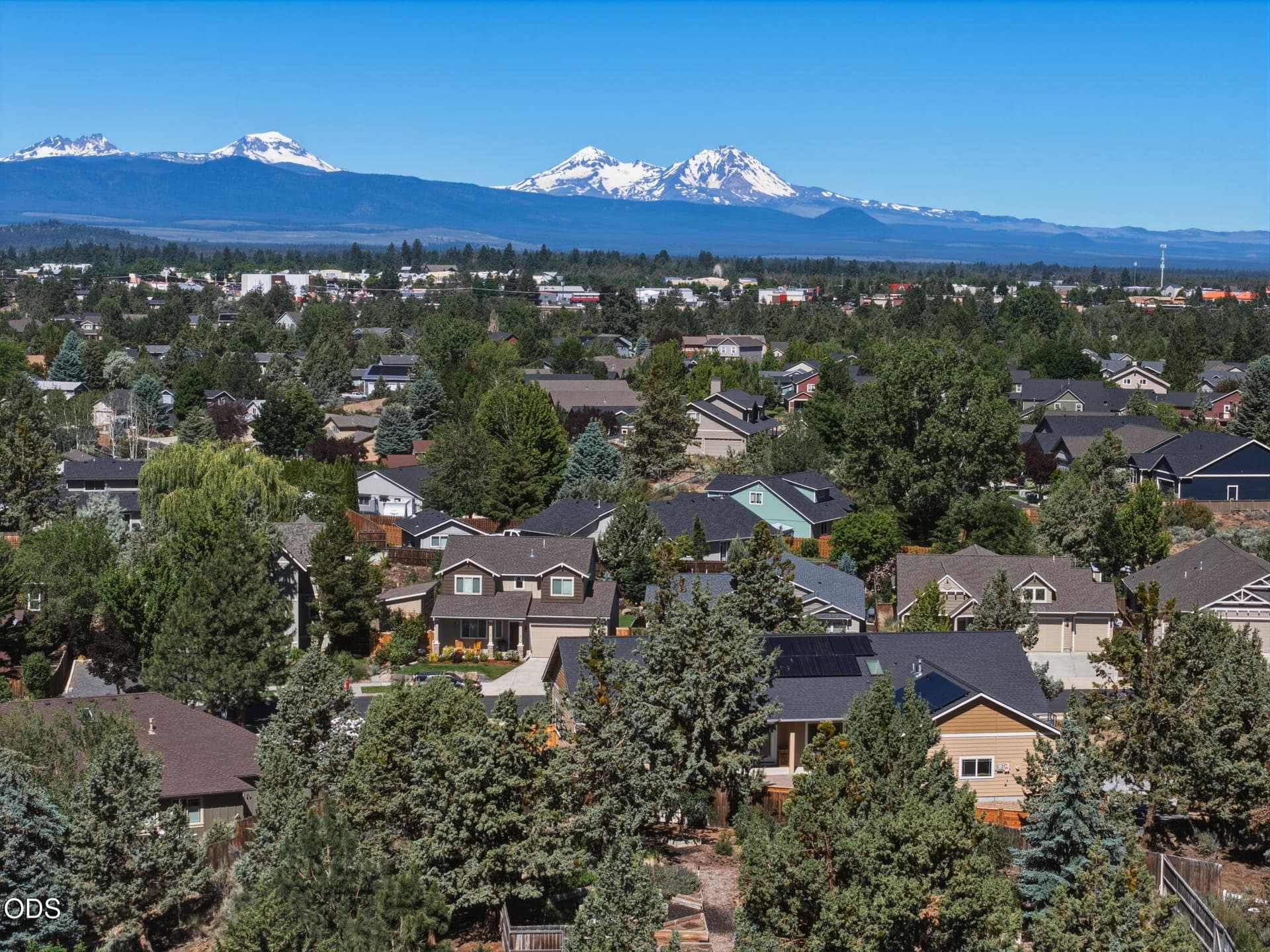 20825-Rorick-Dr-Bend-OR-97701-303. Photo 3 of 48, 20825 Rorick Drive, Bend, OR 97701