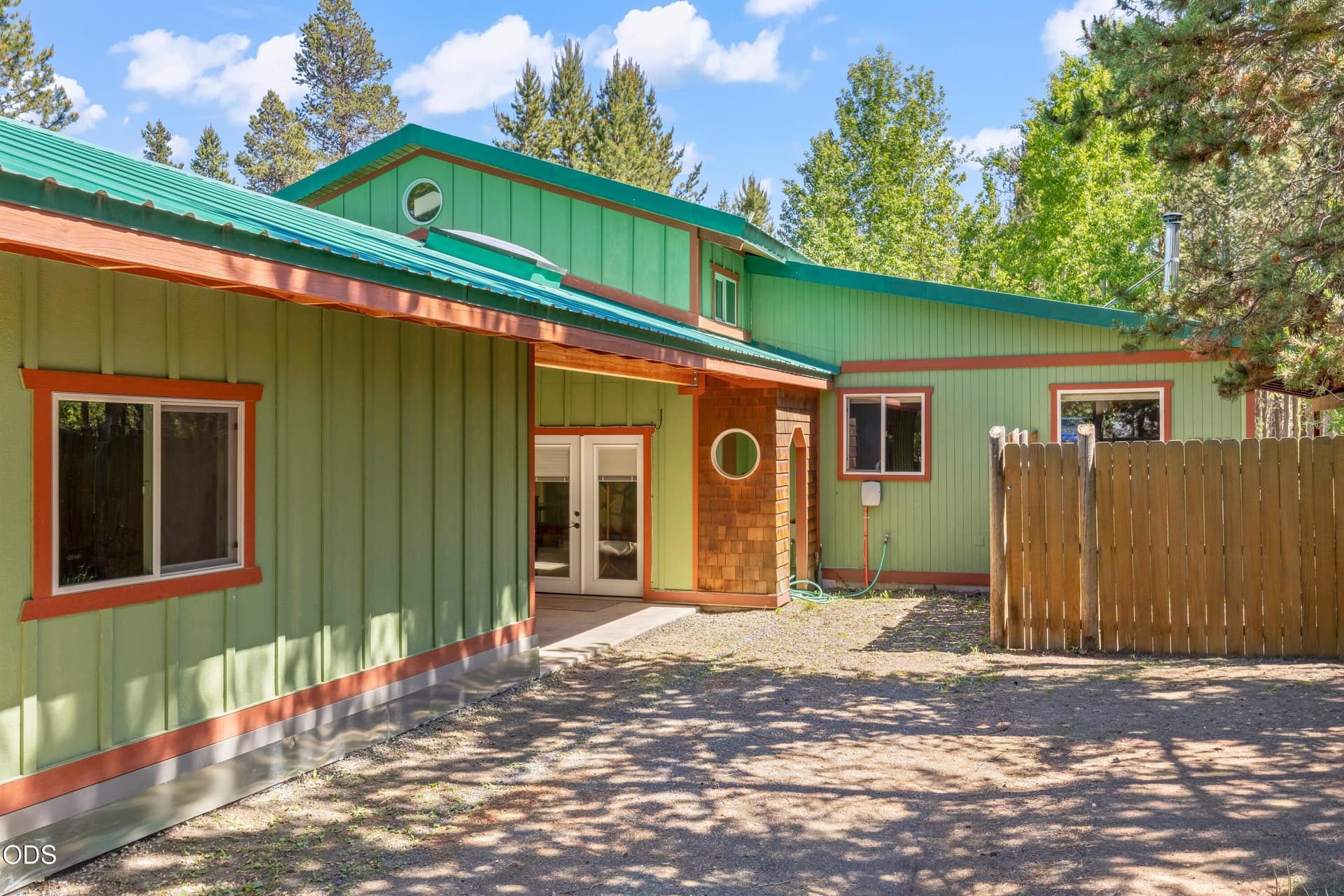 01. Photo 2 of 38, 17283 Kingfisher Drive, Bend, OR 97707