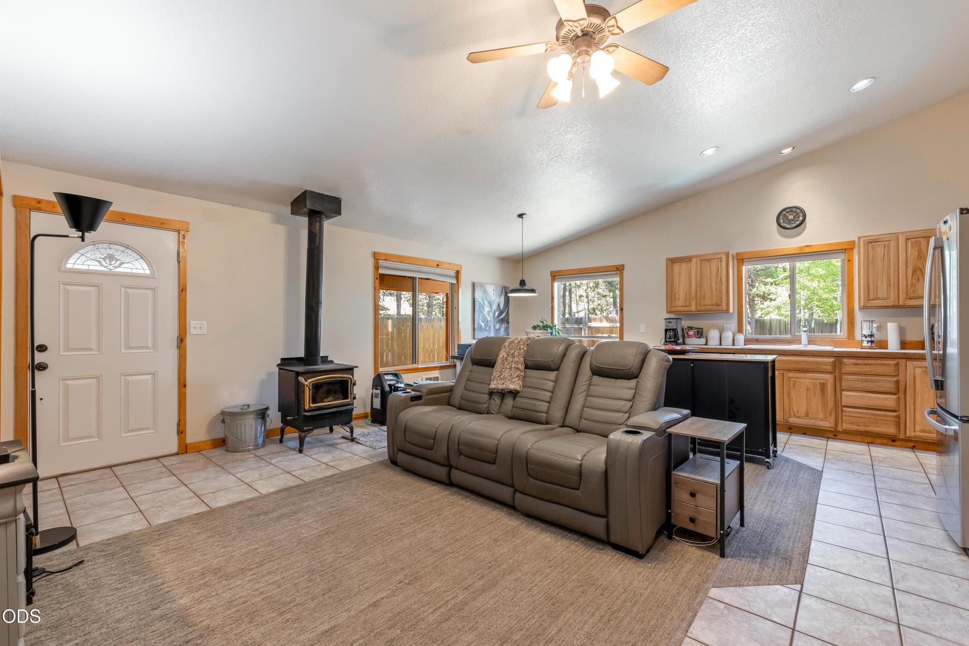 5. Photo 4 of 38, 17283 Kingfisher Drive, Bend, OR 97707
