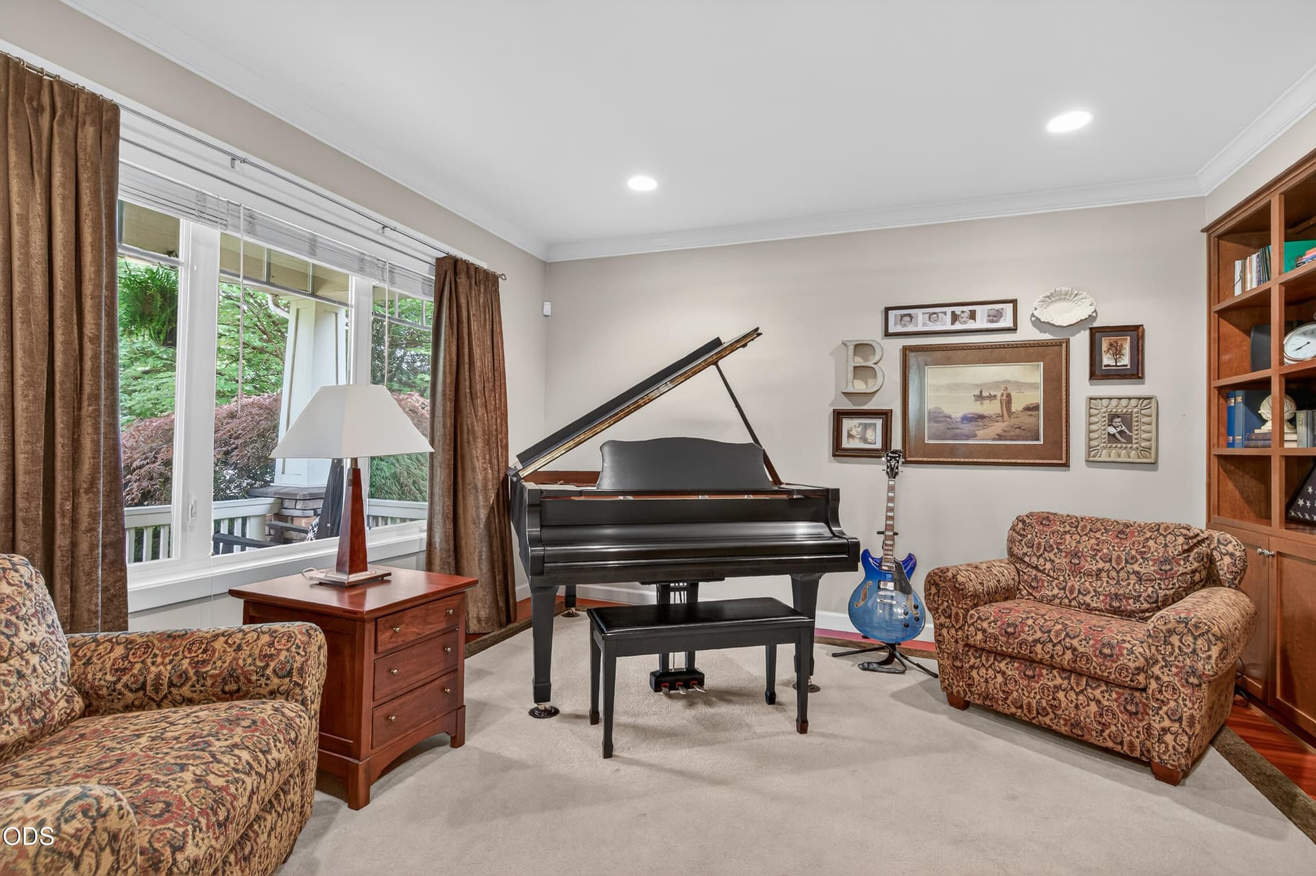 5. Photo 5 of 75, 2630 Kerrisdale Ridge Drive, Medford, OR 97504