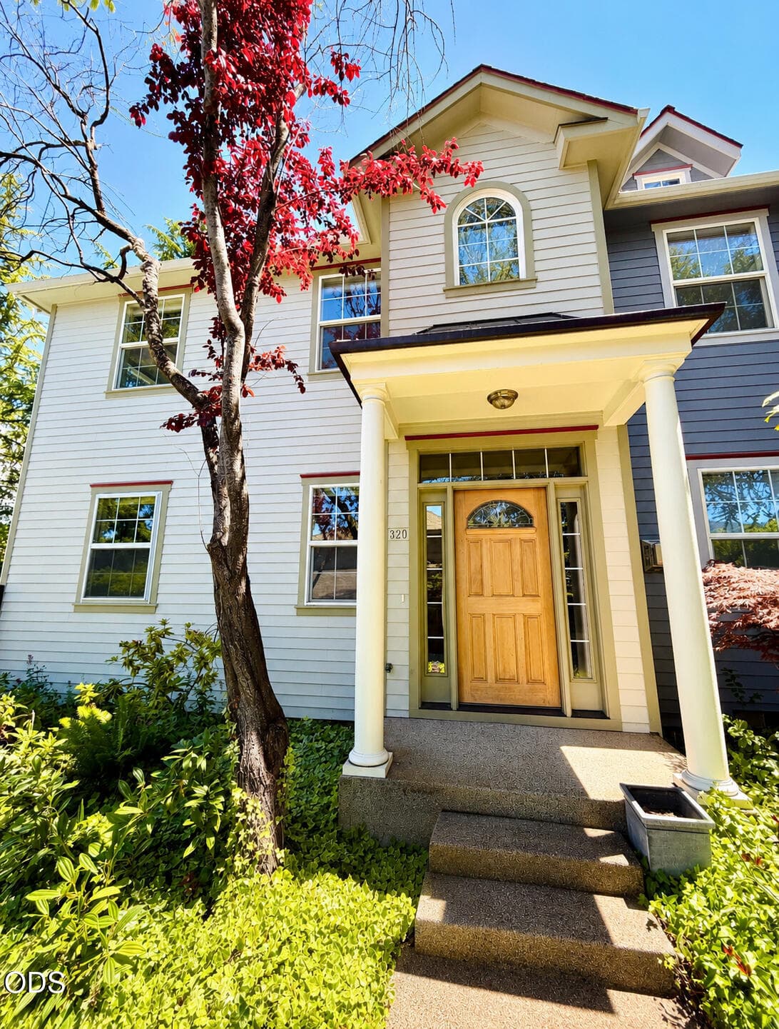 6A9F4FD2-C4FE-49D5-A1E7-F6D9DF18CEB4. Photo 1 of 30, 820 Park Street, Ashland, OR 97520