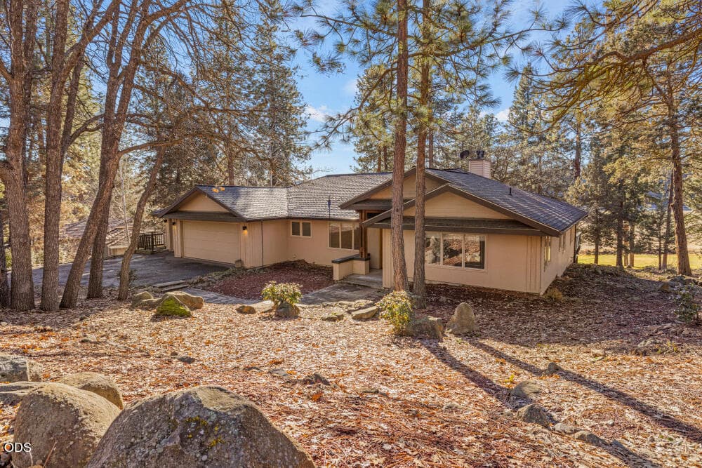 11138MerganserRd.-62. Photo 3 of 64, 11138 Merganser Road, Klamath Falls, OR 97601
