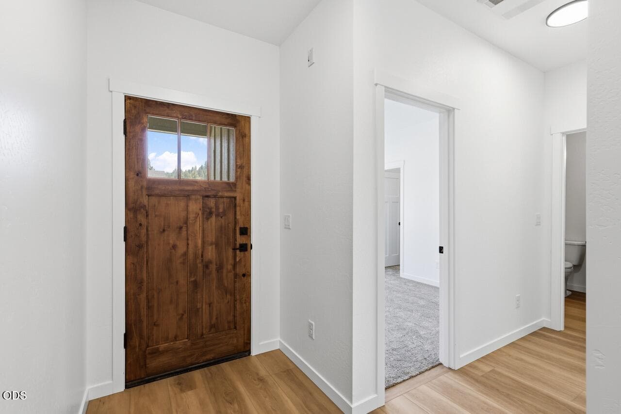 EP1A5325 Large. Photo 4 of 33, 776 Kendall Drive, Grants Pass, OR 97527