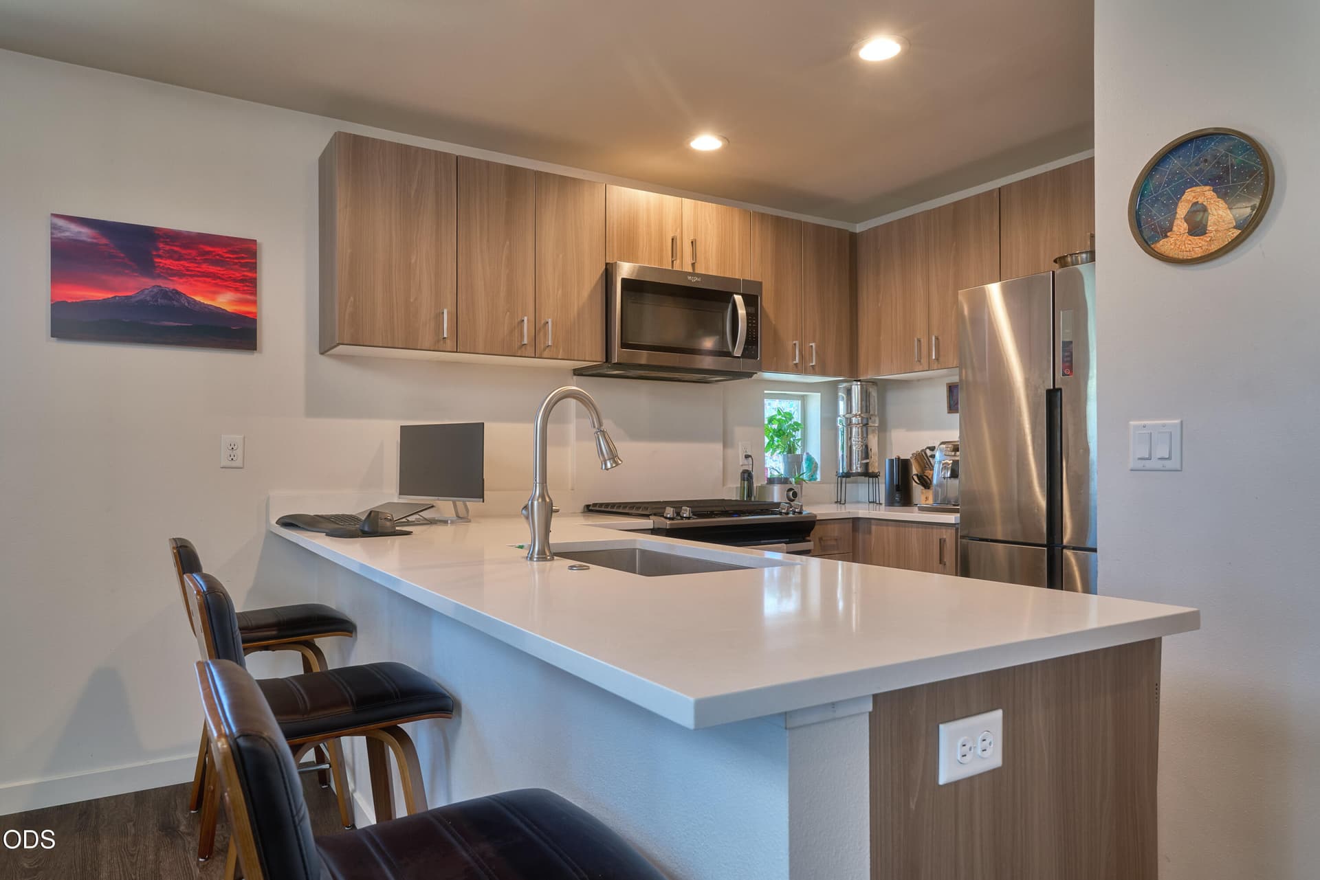 61 S Mountain Ave-05. Photo 5 of 28, 61 S Mountain Avenue, Ashland, OR 97520