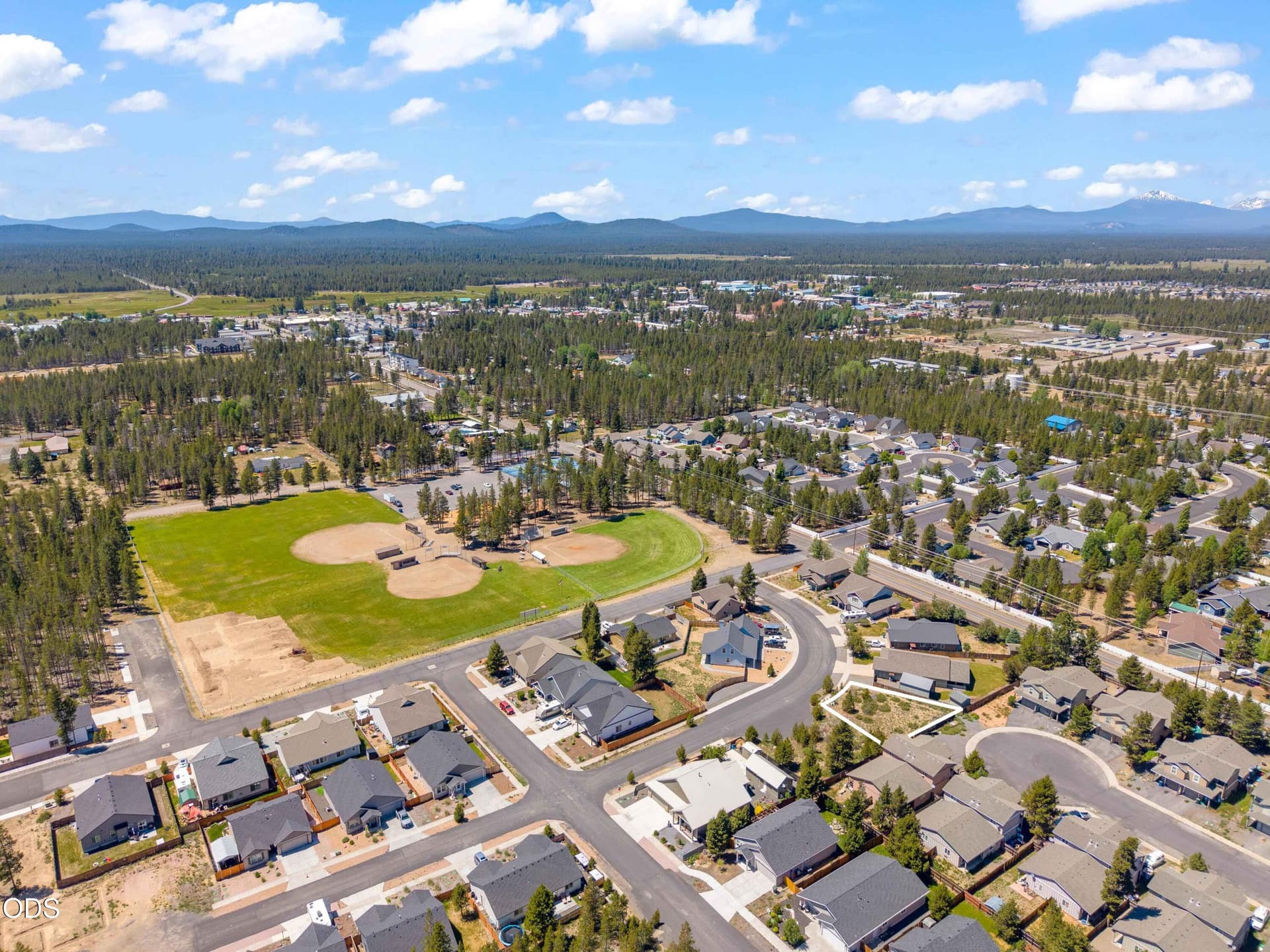 11. Photo 4 of 8, 51374 Apache Tears Court, La Pine, OR 97739