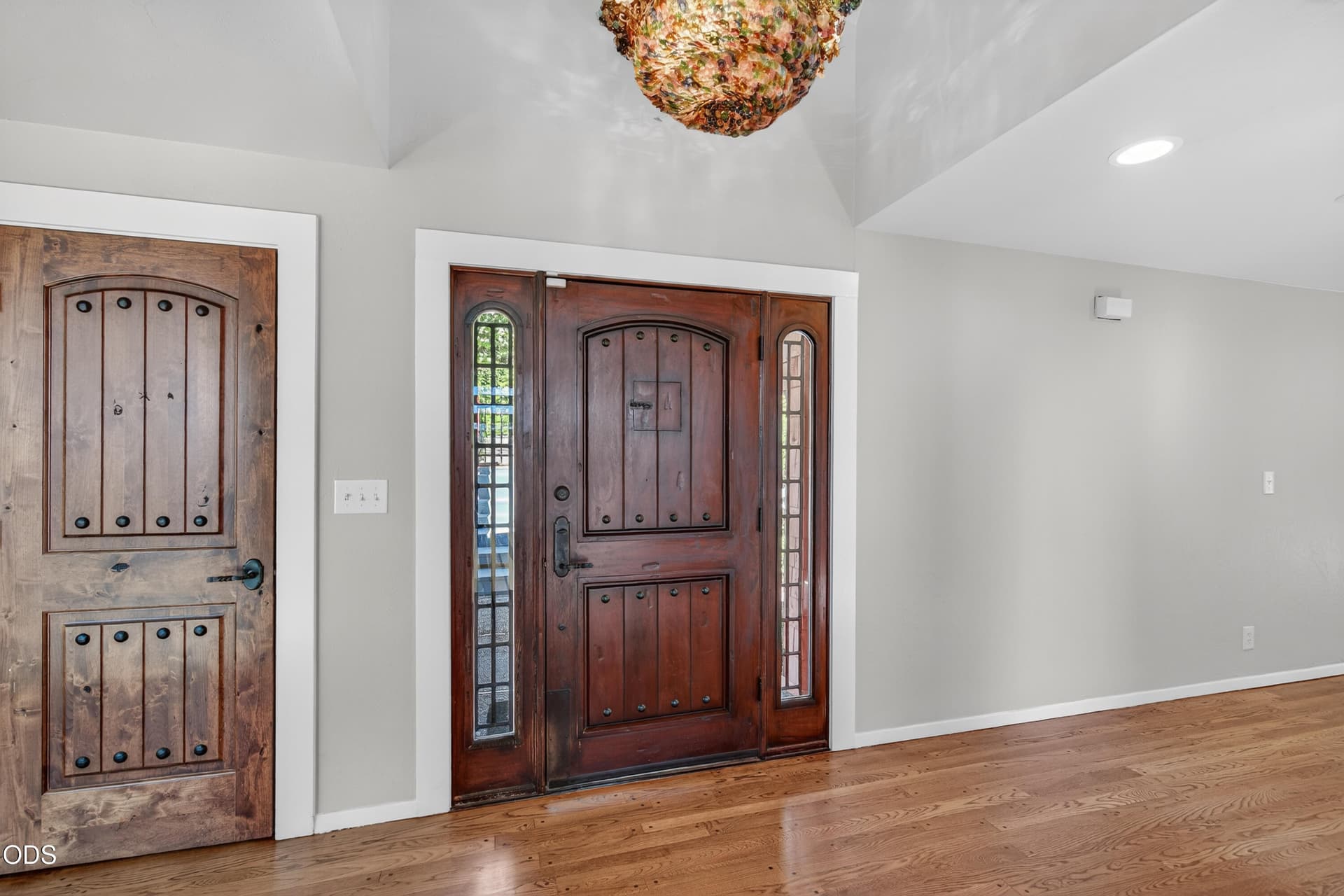 9R9A85562. Photo 4 of 57, 443 Conestoga Drive, Jacksonville, OR 97530