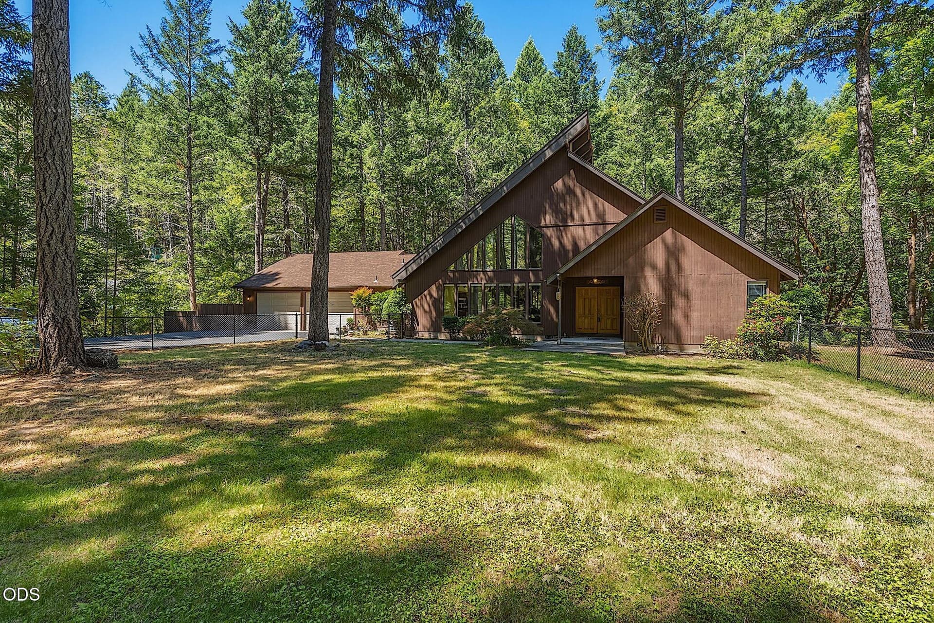2-web-or-mls-484-round-prairie-rd. Photo 5 of 79, 484 Round Prairie Road, Wilderville, OR 97543