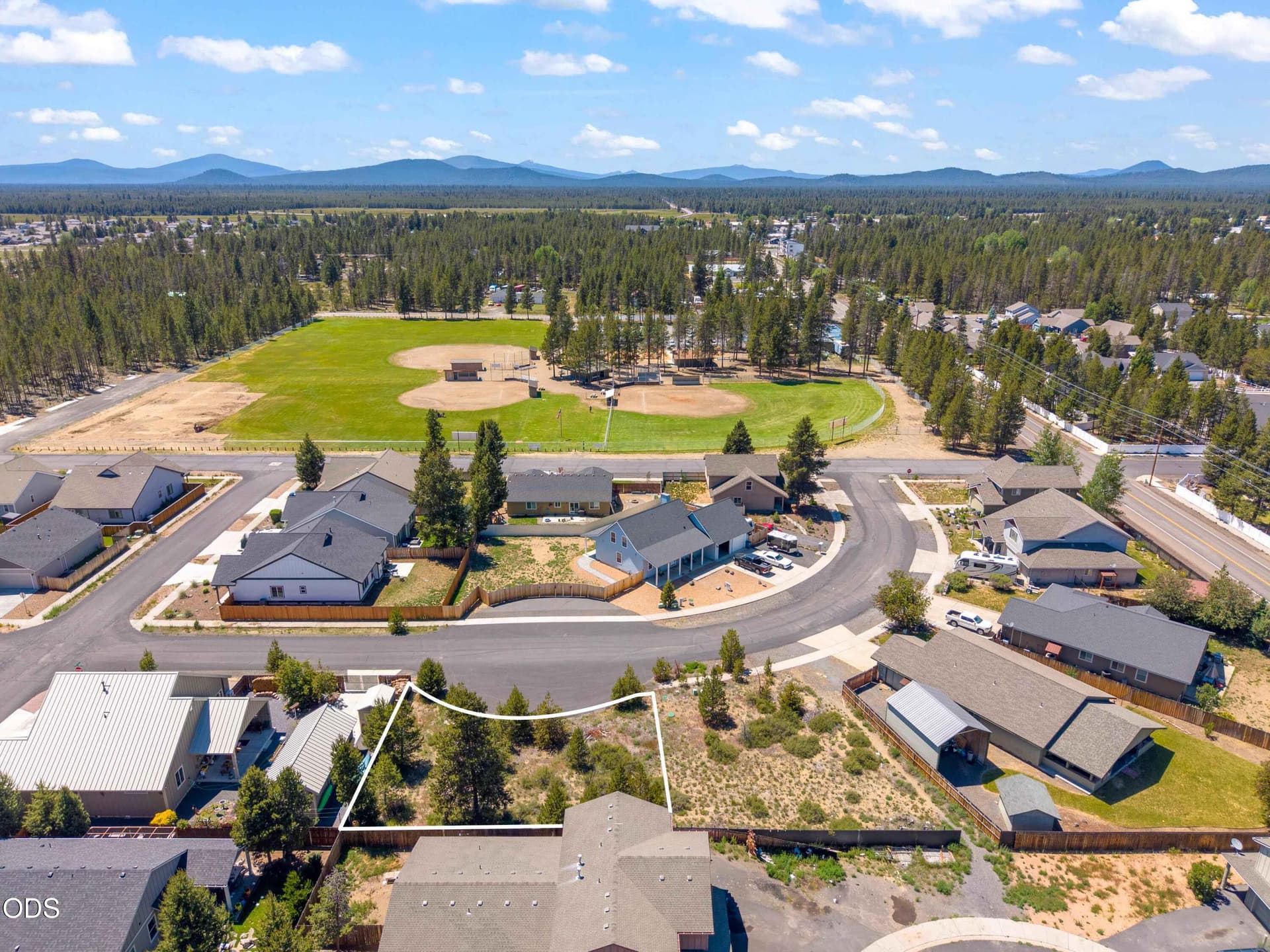10-. Photo 4 of 10, 51368 Apache Tears Court, La Pine, OR 97739