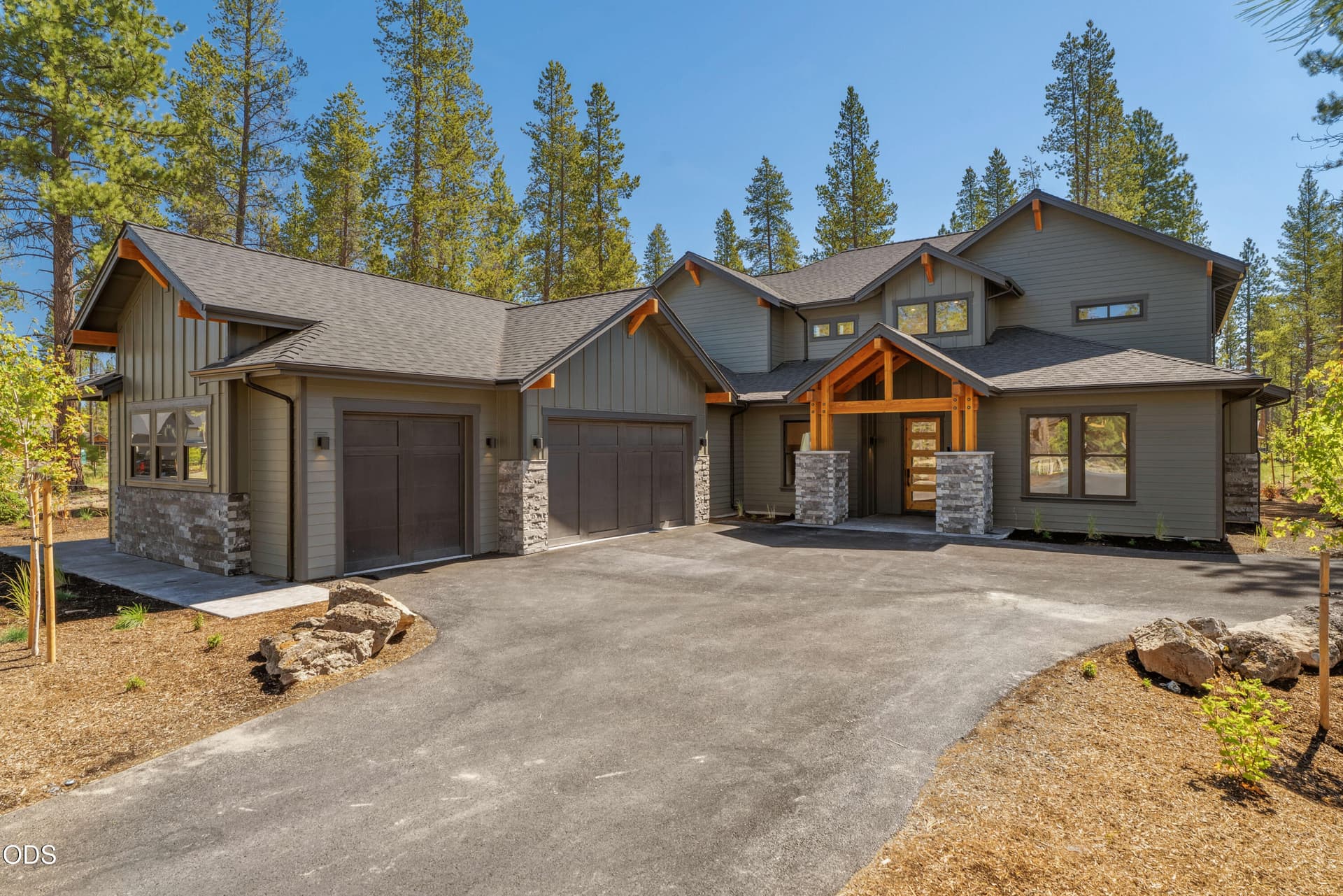 01-Exterior. Photo 2 of 37, 17780 Preservation Loop Unit 486, Bend, OR 97707