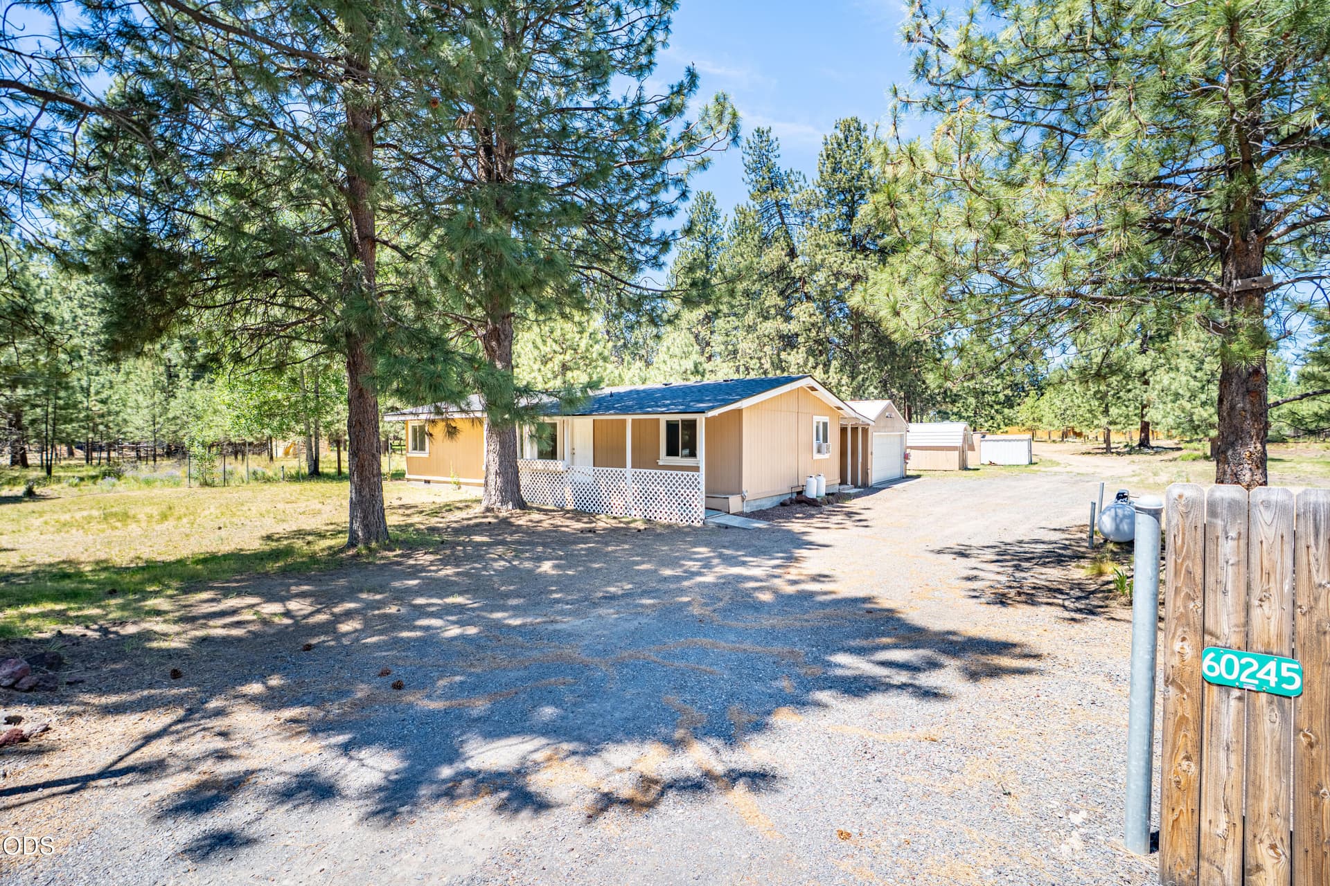 DSC01207-HDR. Photo 5 of 45, 60245 Lakeview Drive, Bend, OR 97702