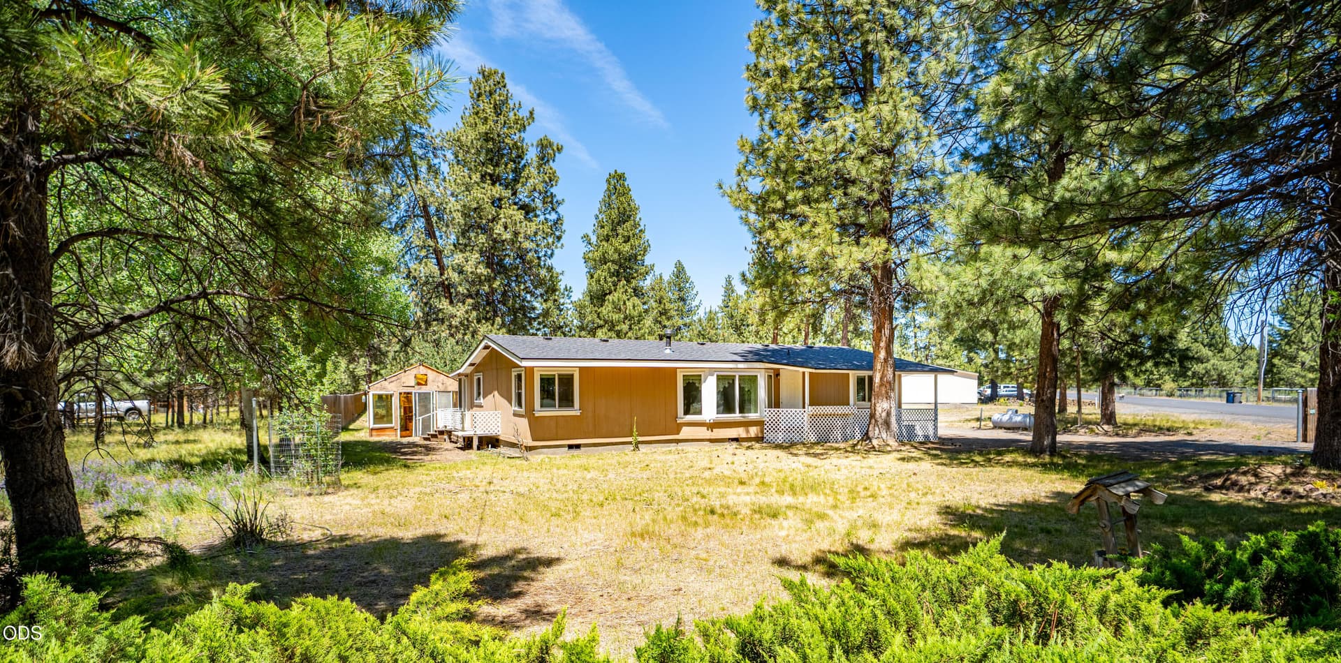 DSC01237-HDR. Photo 4 of 45, 60245 Lakeview Drive, Bend, OR 97702