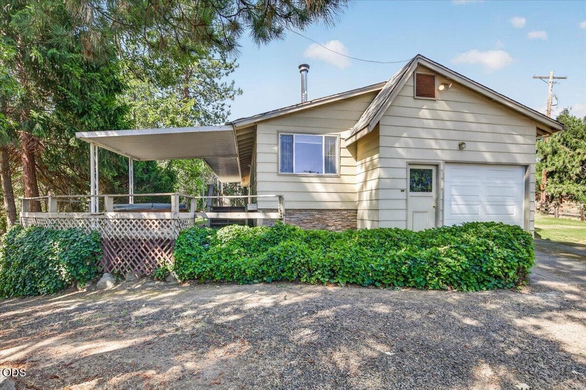 08-9. Photo 1 of 54, 624 Crowson Road, Ashland, OR 97520
