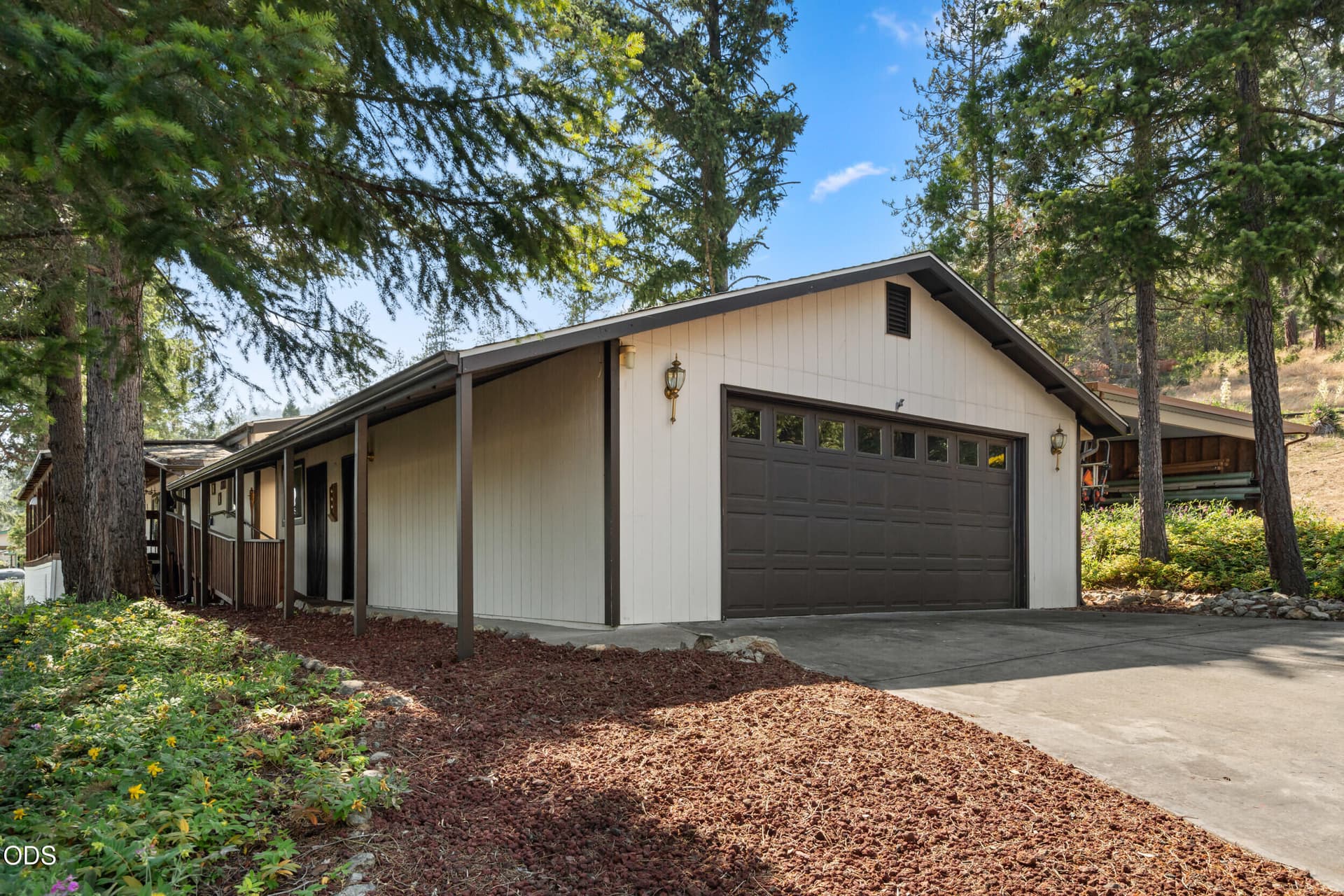 5648 foothill blvd-03. Photo 1 of 46, 5648 Foothill Boulevard Unit SPC 3, Grants Pass, OR 97526
