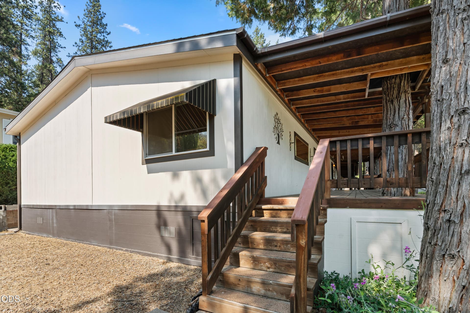 5648 foothill blvd-06. Photo 3 of 46, 5648 Foothill Boulevard Unit SPC 3, Grants Pass, OR 97526