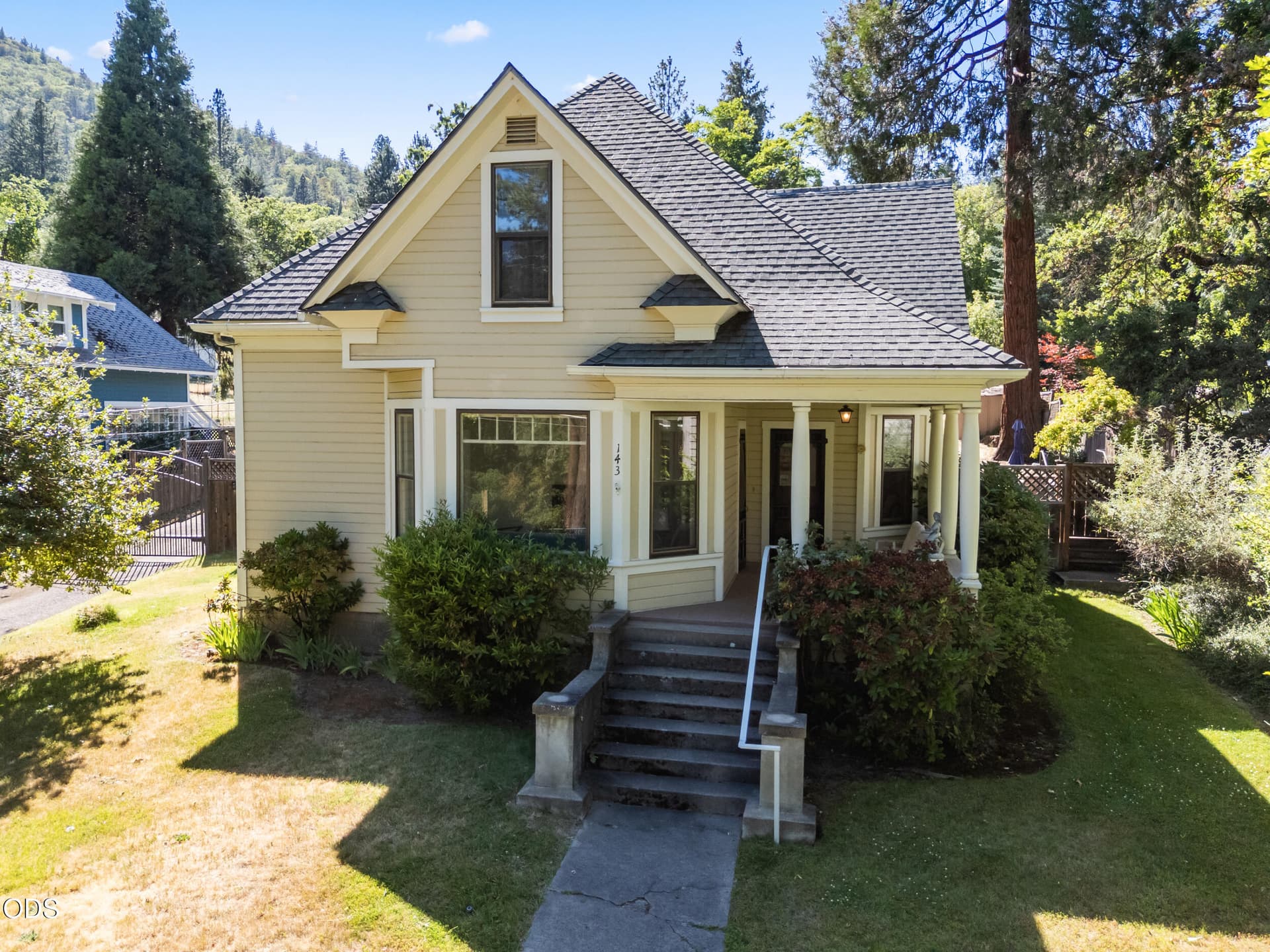 40_143 granite st-drone-02. Photo 2 of 59, 143 Granite Street, Ashland, OR 97520